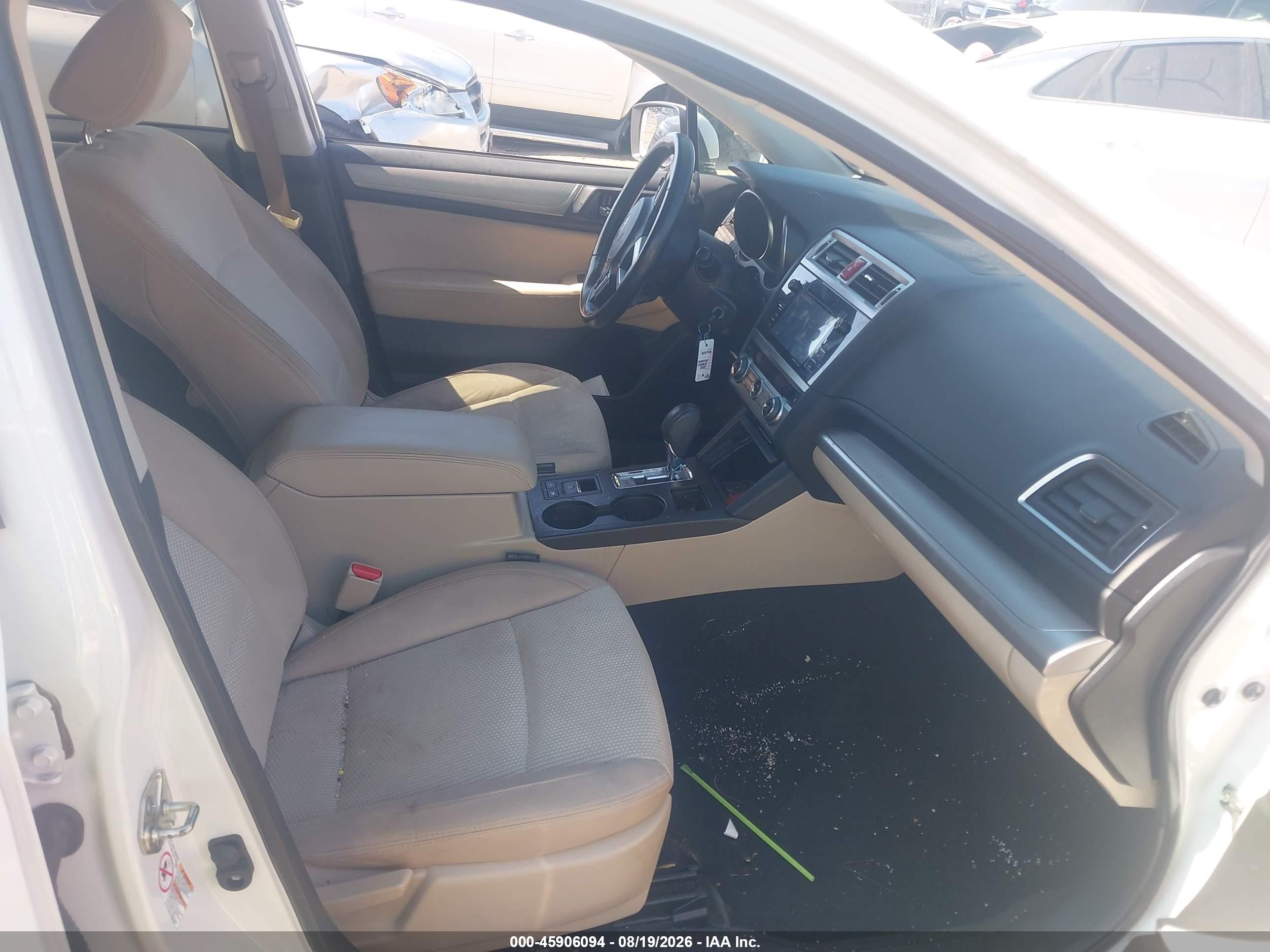 2015 Subaru Outback 2.5i Premium White vin: 4S4BSACC5F3279639