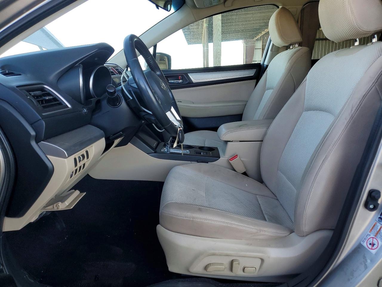 2015 Subaru Outback 2.5i Premium Beige vin: 4S4BSACC5F3335126