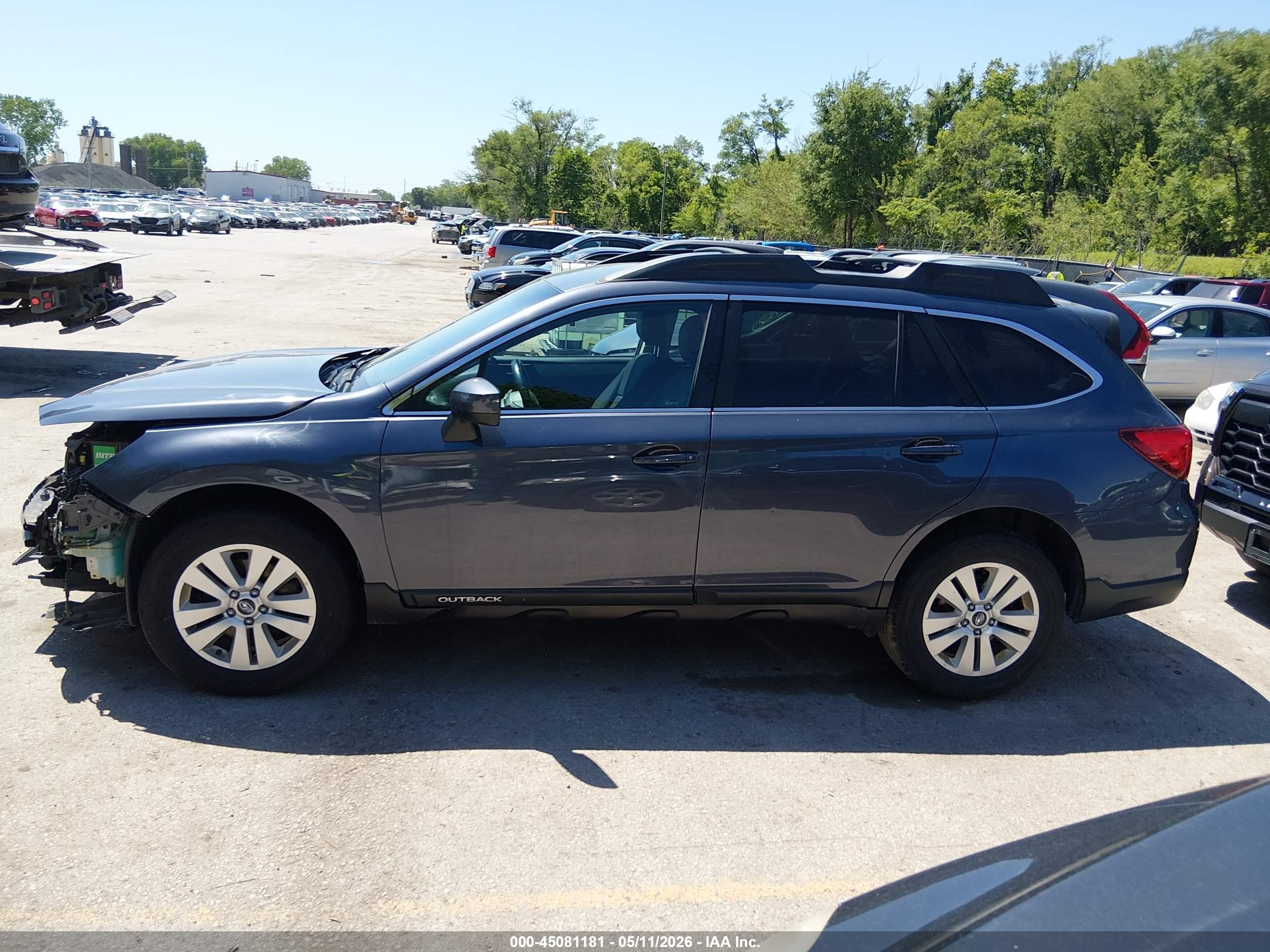 2017 Subaru Outback 2.5i Premium Серый vin: 4S4BSACC5H3254999
