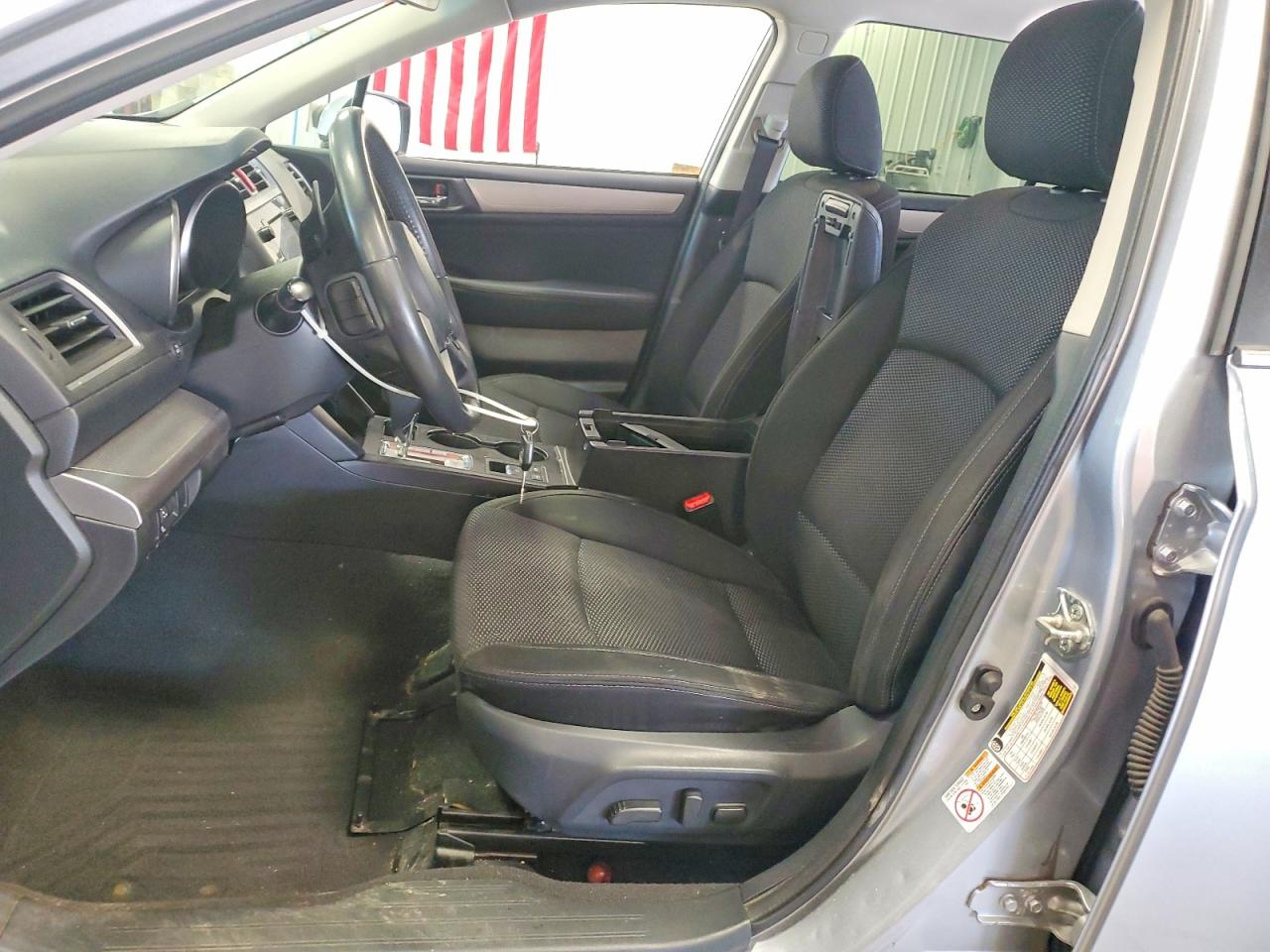 2017 Subaru Outback 2.5i Premium Silver vin: 4S4BSACC5H3421037