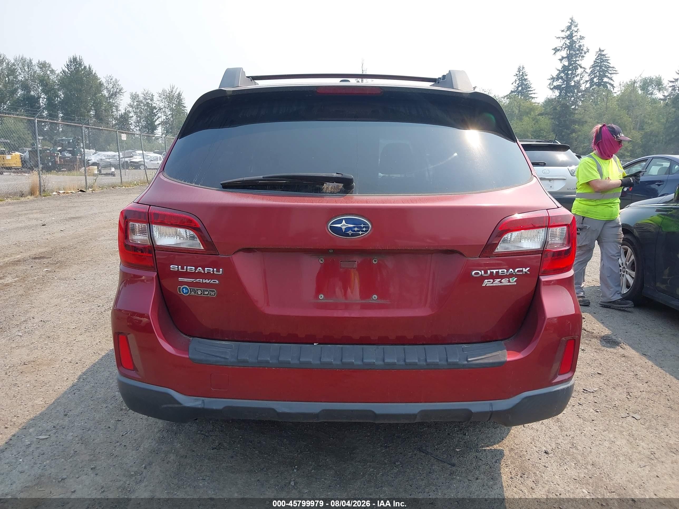 2015 Subaru Outback 2.5i Premium Red vin: 4S4BSACC6F3206814
