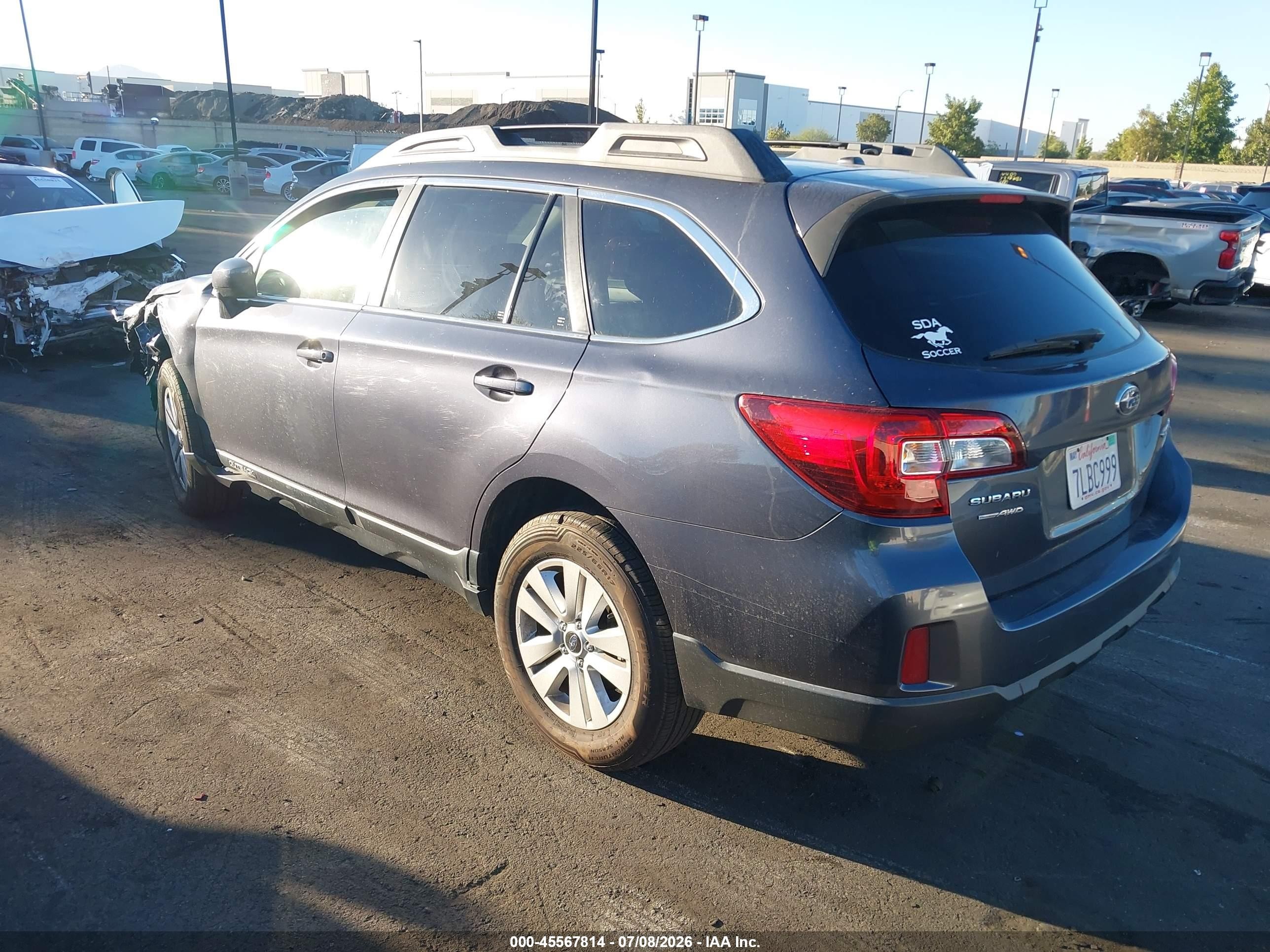 2015 Subaru Outback 2.5i Premium Blue vin: 4S4BSACC6F3318870