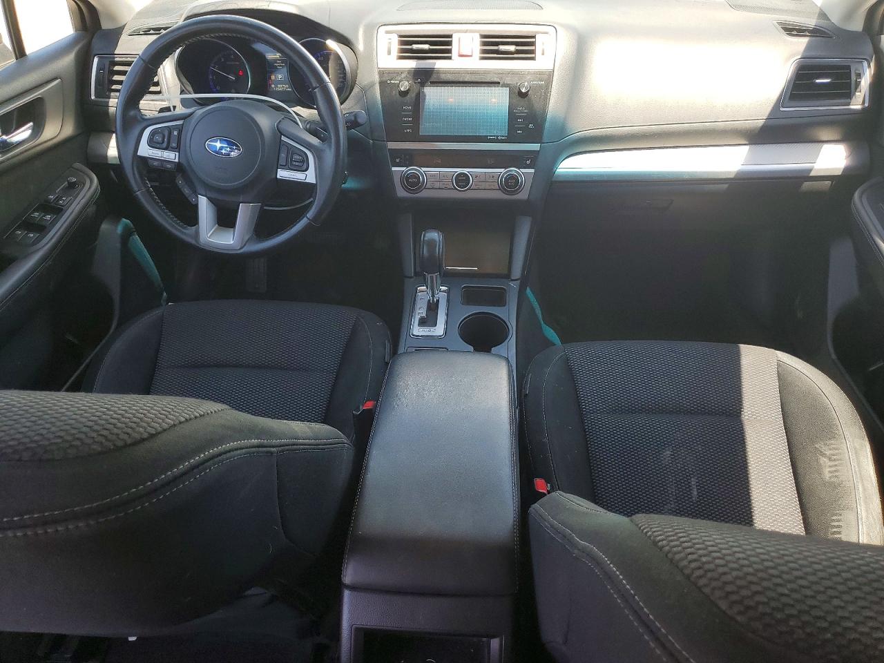 2015 Subaru Outback 2.5i Premium Silver vin: 4S4BSACC6F3345017