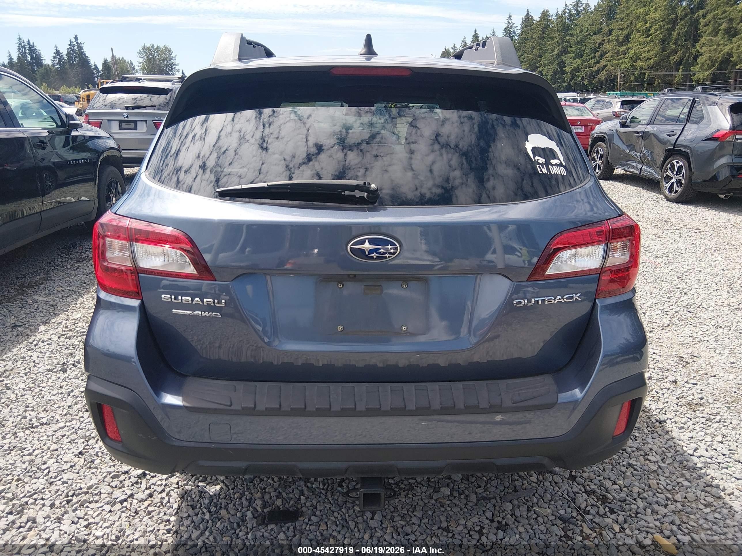2018 Subaru Outback 2.5i Premium Blue vin: 4S4BSACC6J3287046