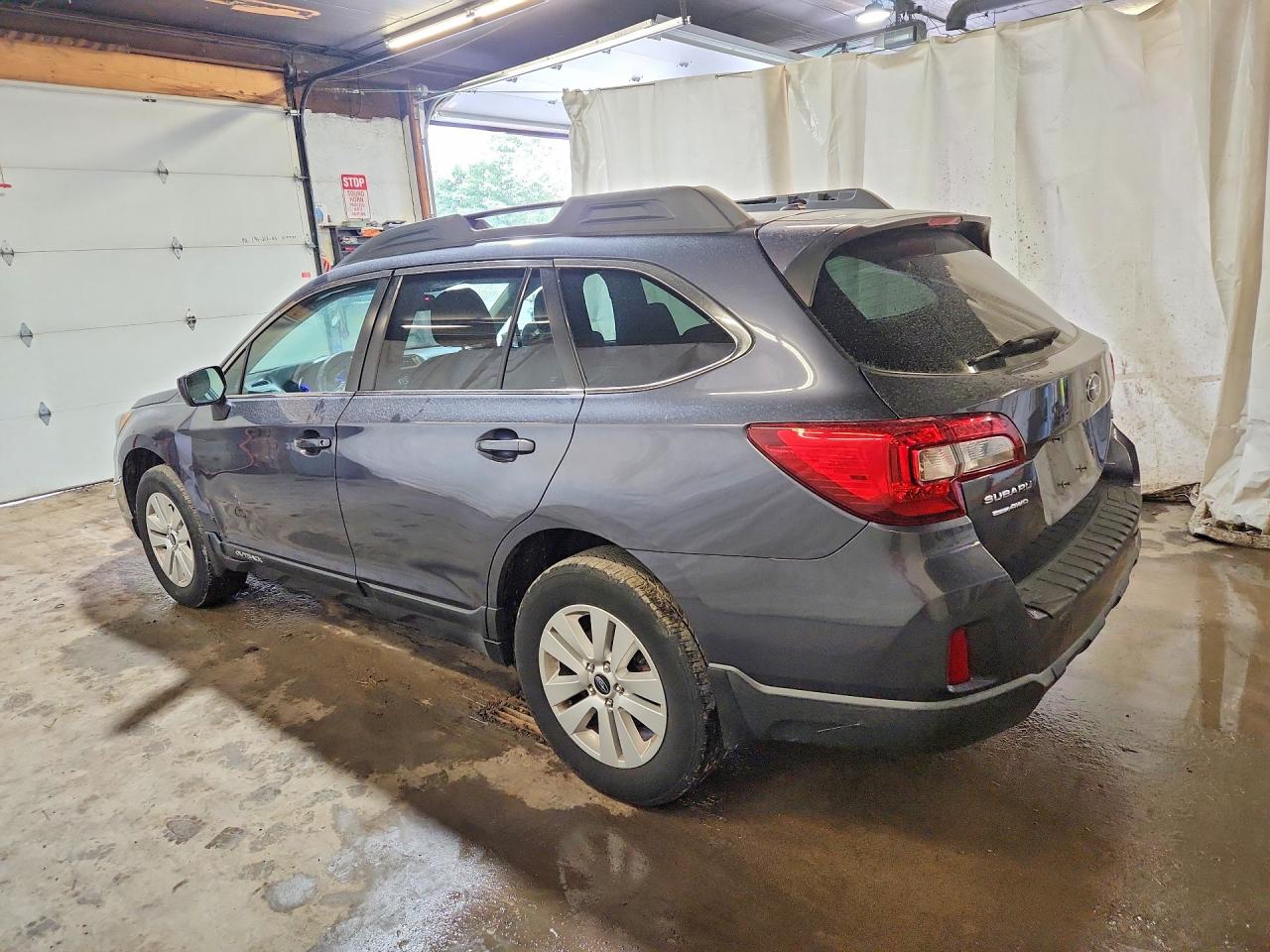 2015 Subaru Outback 2.5i Premium Gray vin: 4S4BSACC7F3206417