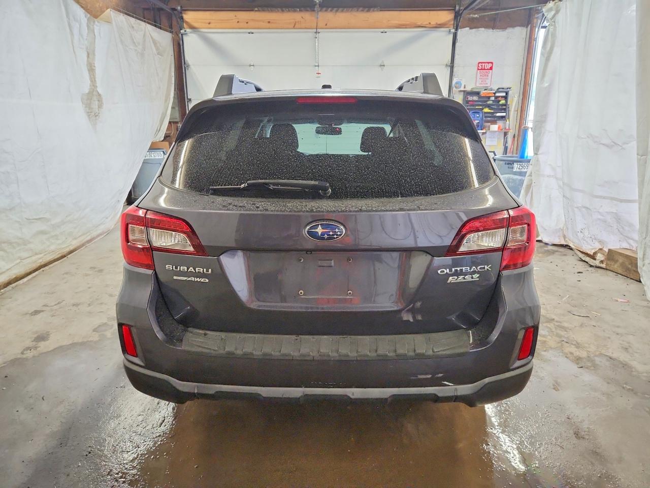 2015 Subaru Outback 2.5i Premium Gray vin: 4S4BSACC7F3206417