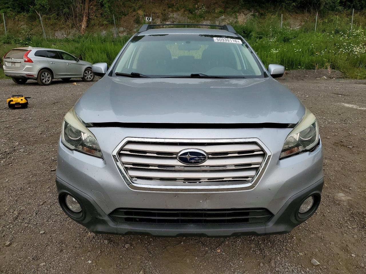 2015 Subaru Outback 2.5i Premium Silver vin: 4S4BSACC7F3211276