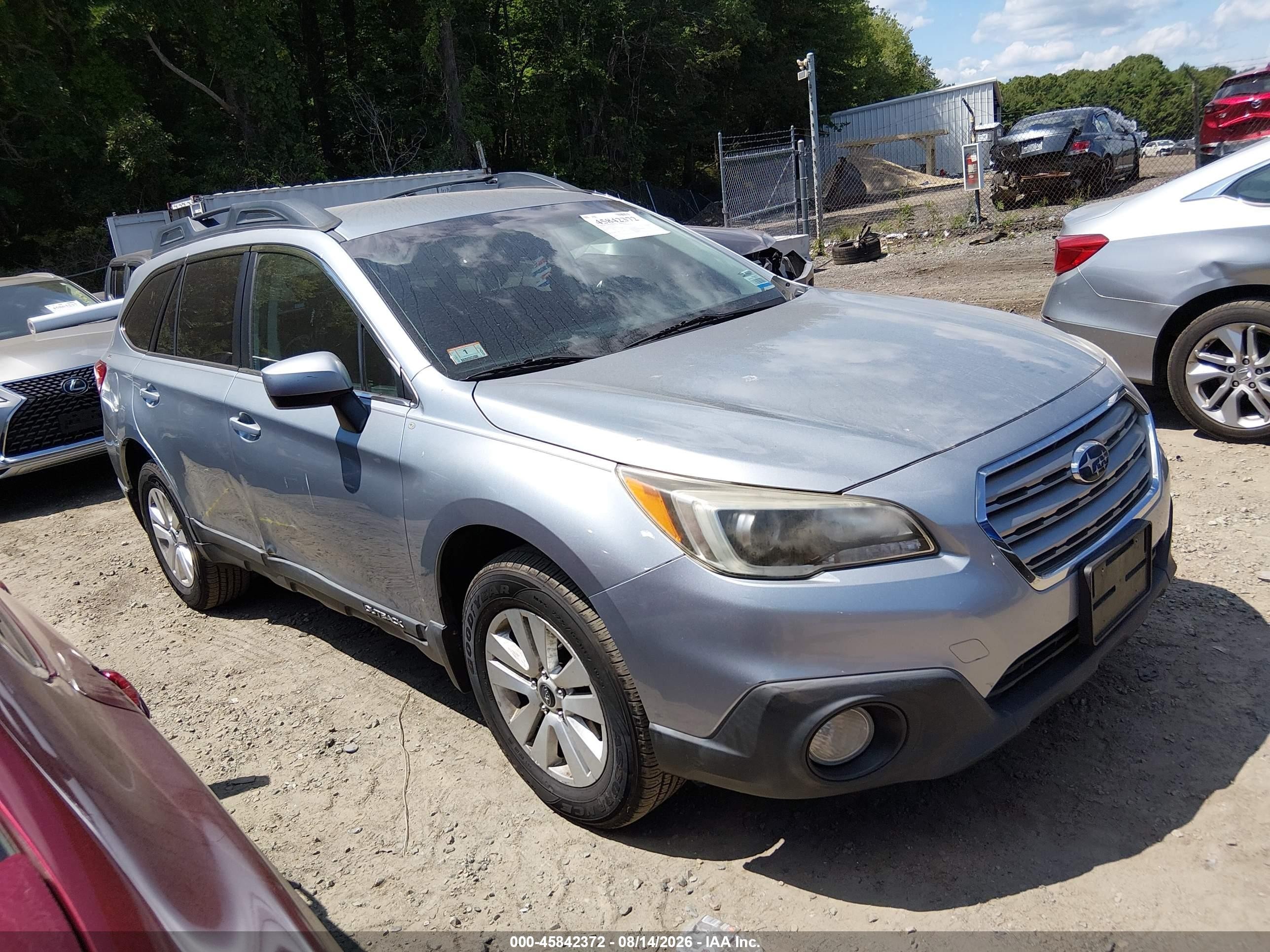 2015 Subaru Outback 2.5i Premium Silver vin: 4S4BSACC7F3234220
