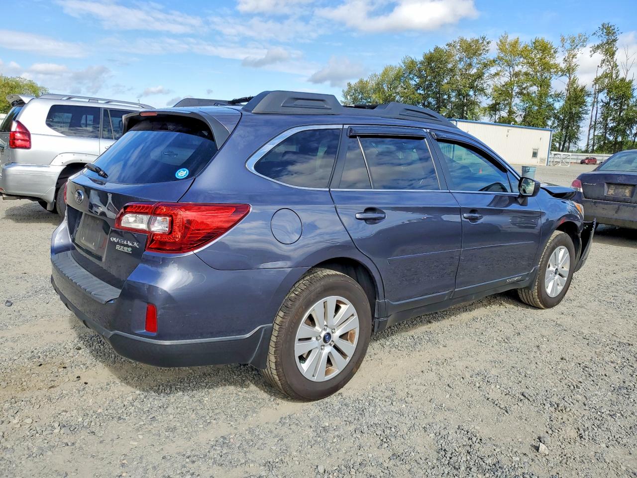 2015 Subaru Outback 2.5i Premium Blue vin: 4S4BSACC7F3293252