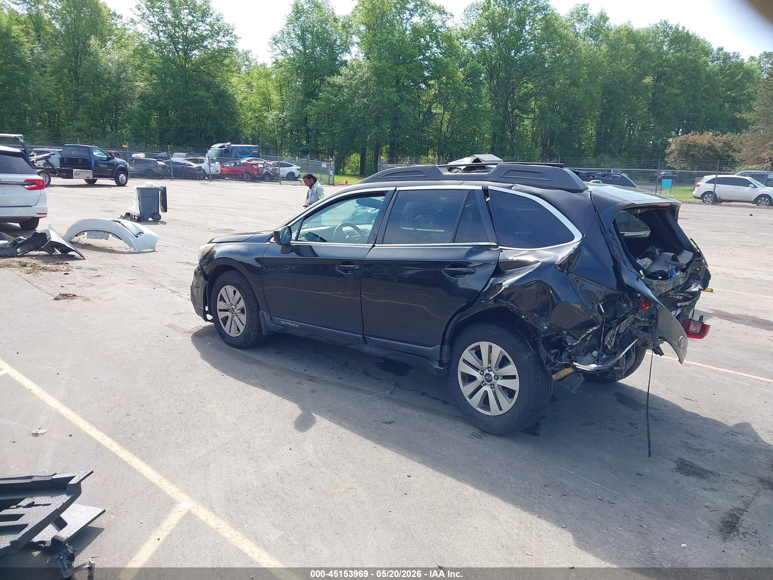 2015 Subaru Outback 2.5i Premium Black vin: 4S4BSACC8F3236719