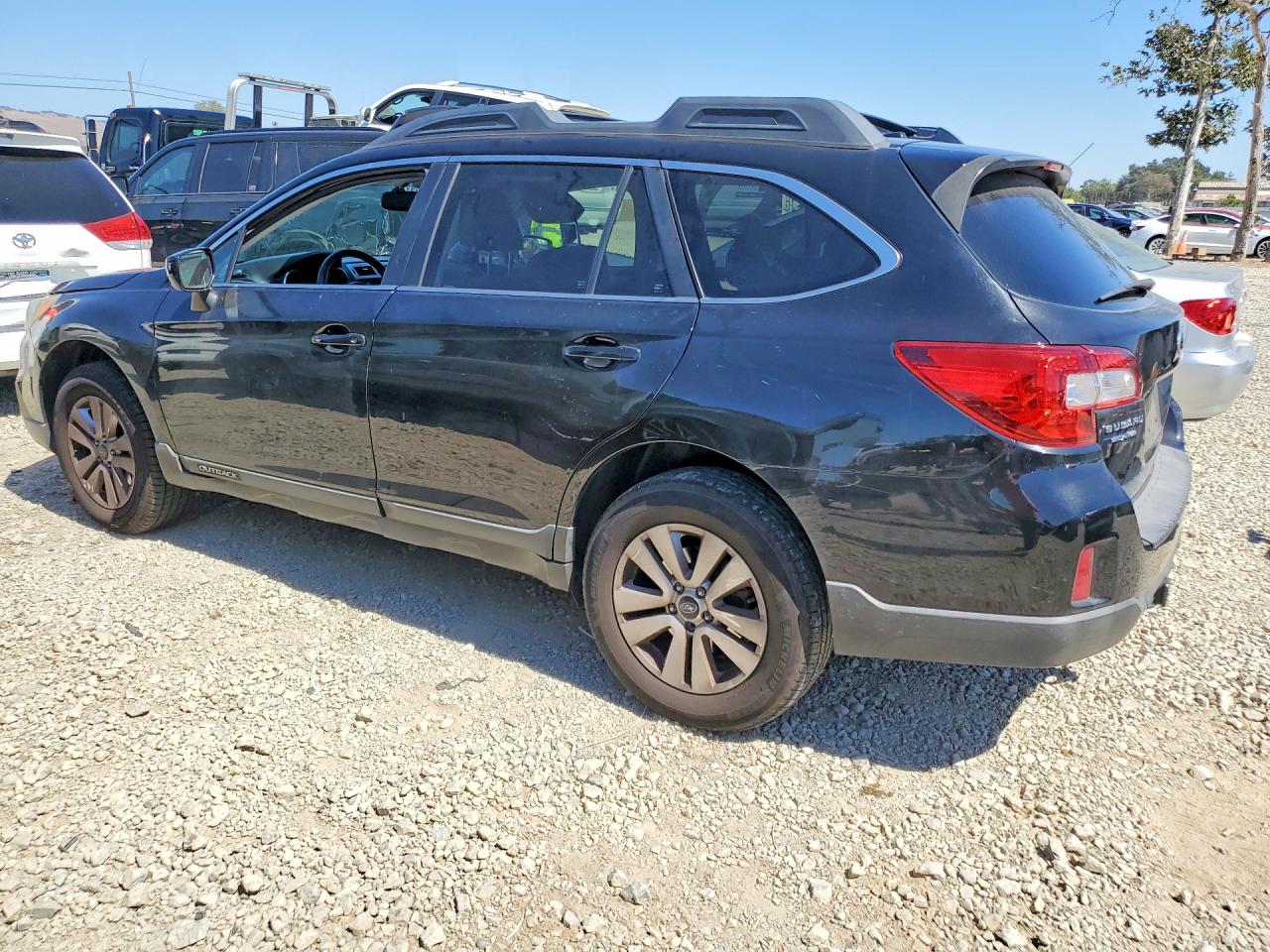 2015 Subaru Outback 2.5i Premium Black vin: 4S4BSACC8F3312892