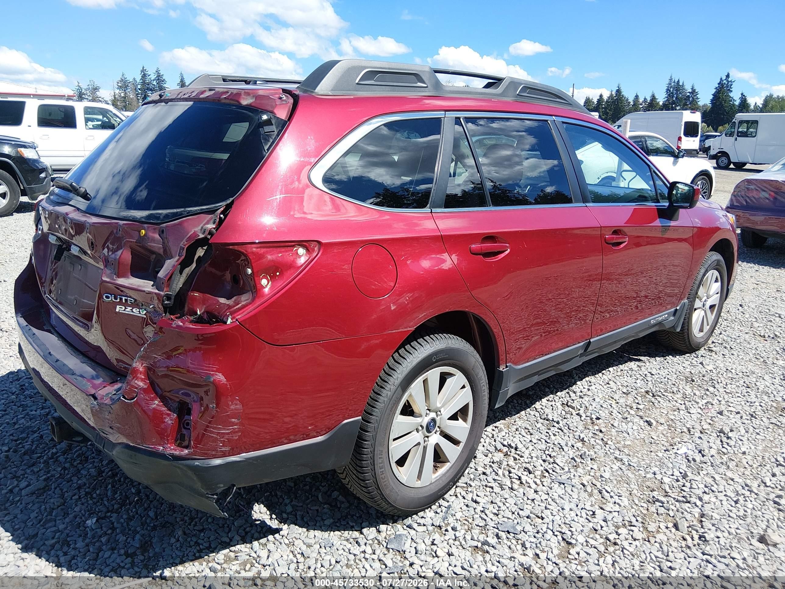 2015 Subaru Outback 2.5i Premium Red vin: 4S4BSACC8F3320295