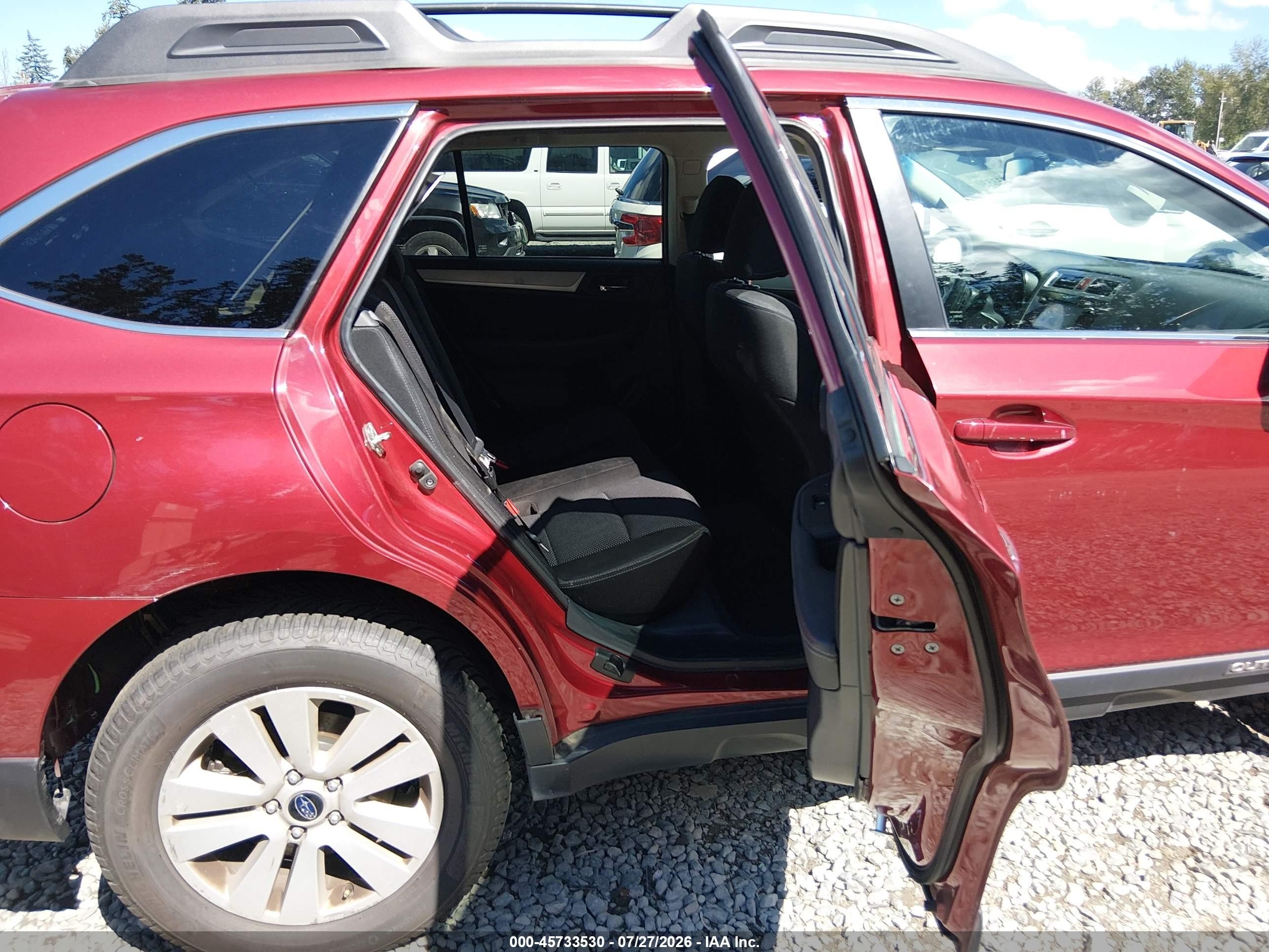 2015 Subaru Outback 2.5i Premium Red vin: 4S4BSACC8F3320295