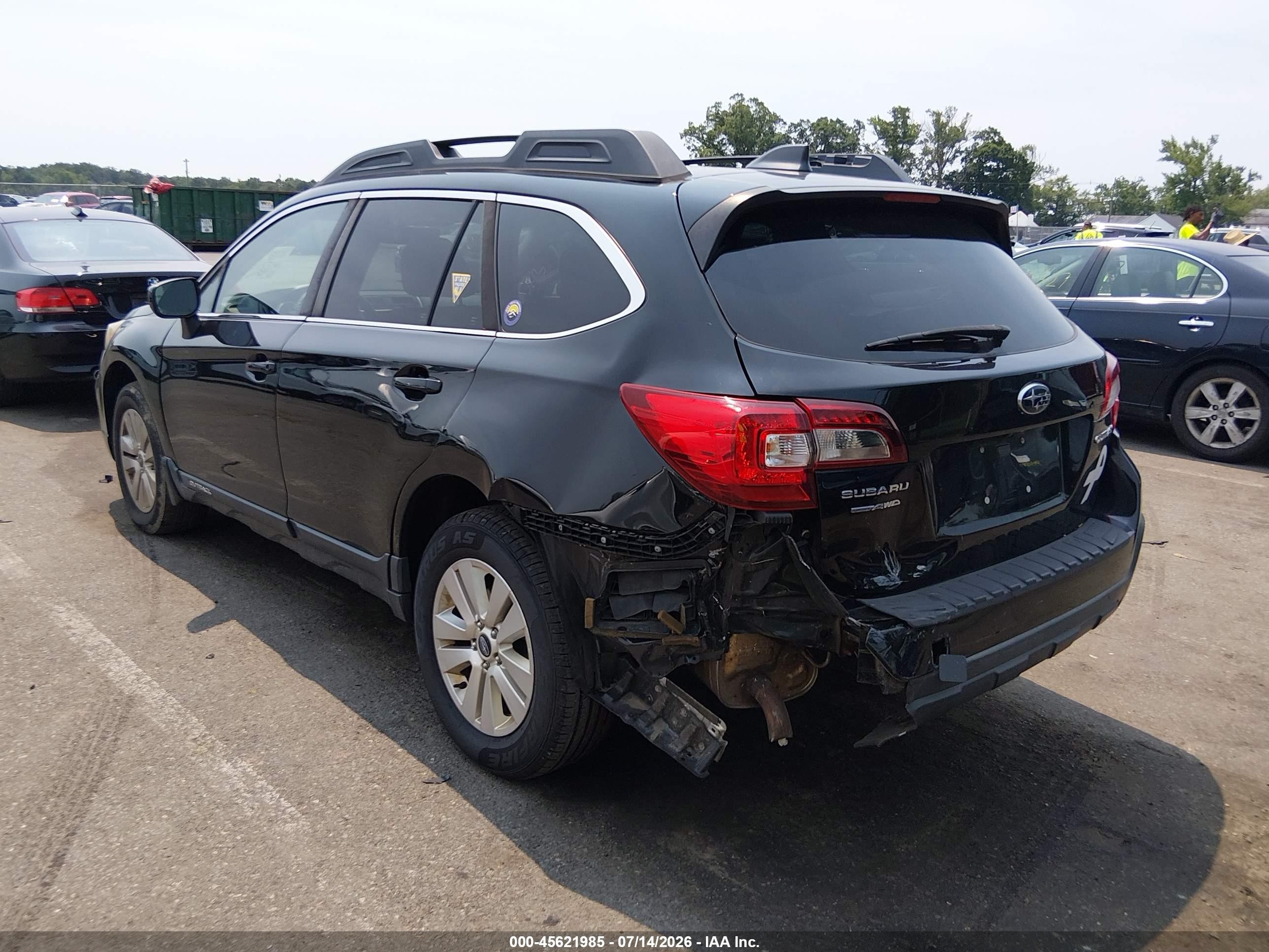 2018 Subaru Outback 2.5i Premium Black vin: 4S4BSACC8J3285427