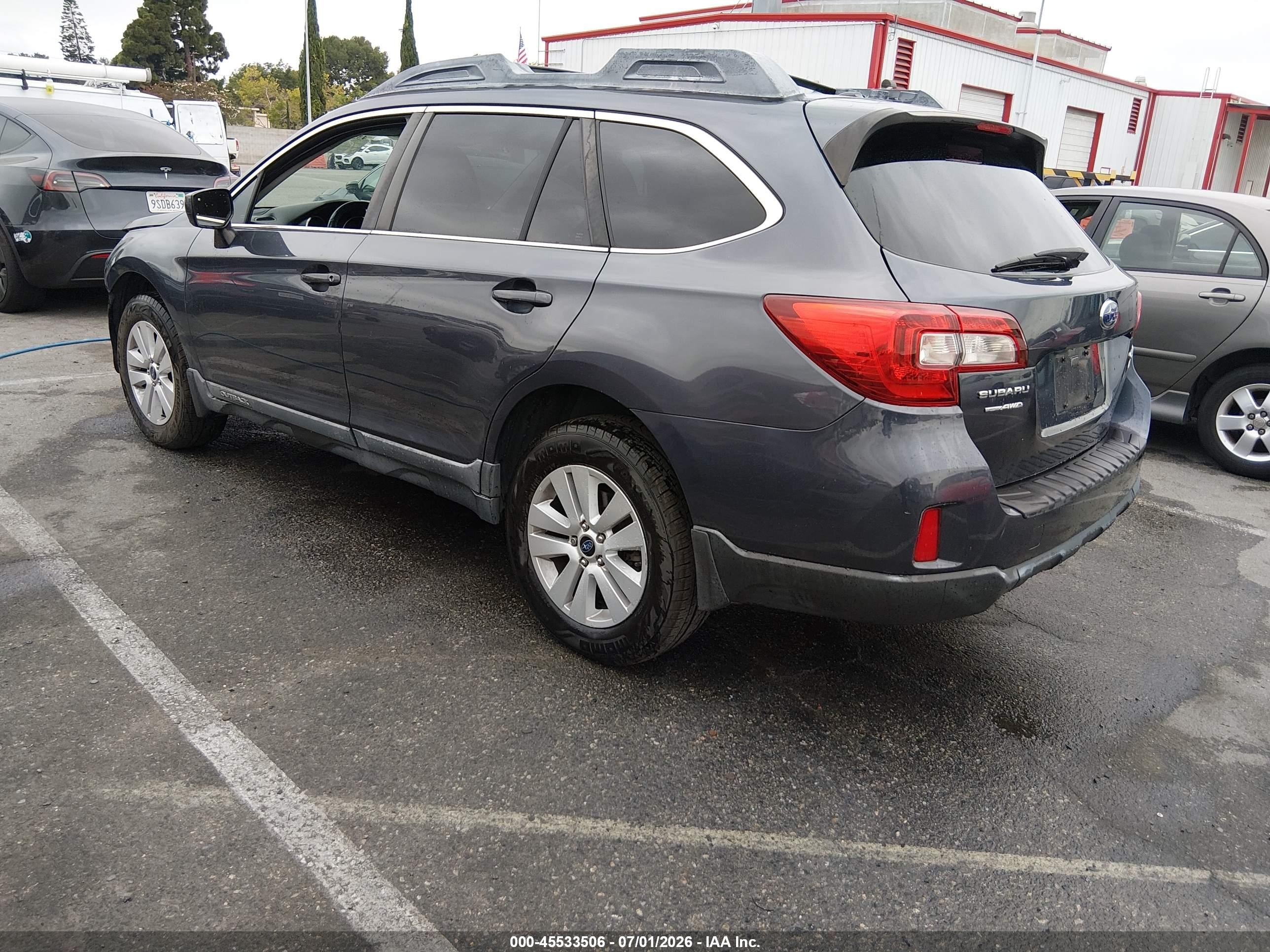 2015 Subaru Outback 2.5i Premium Gray vin: 4S4BSACC9F3202028