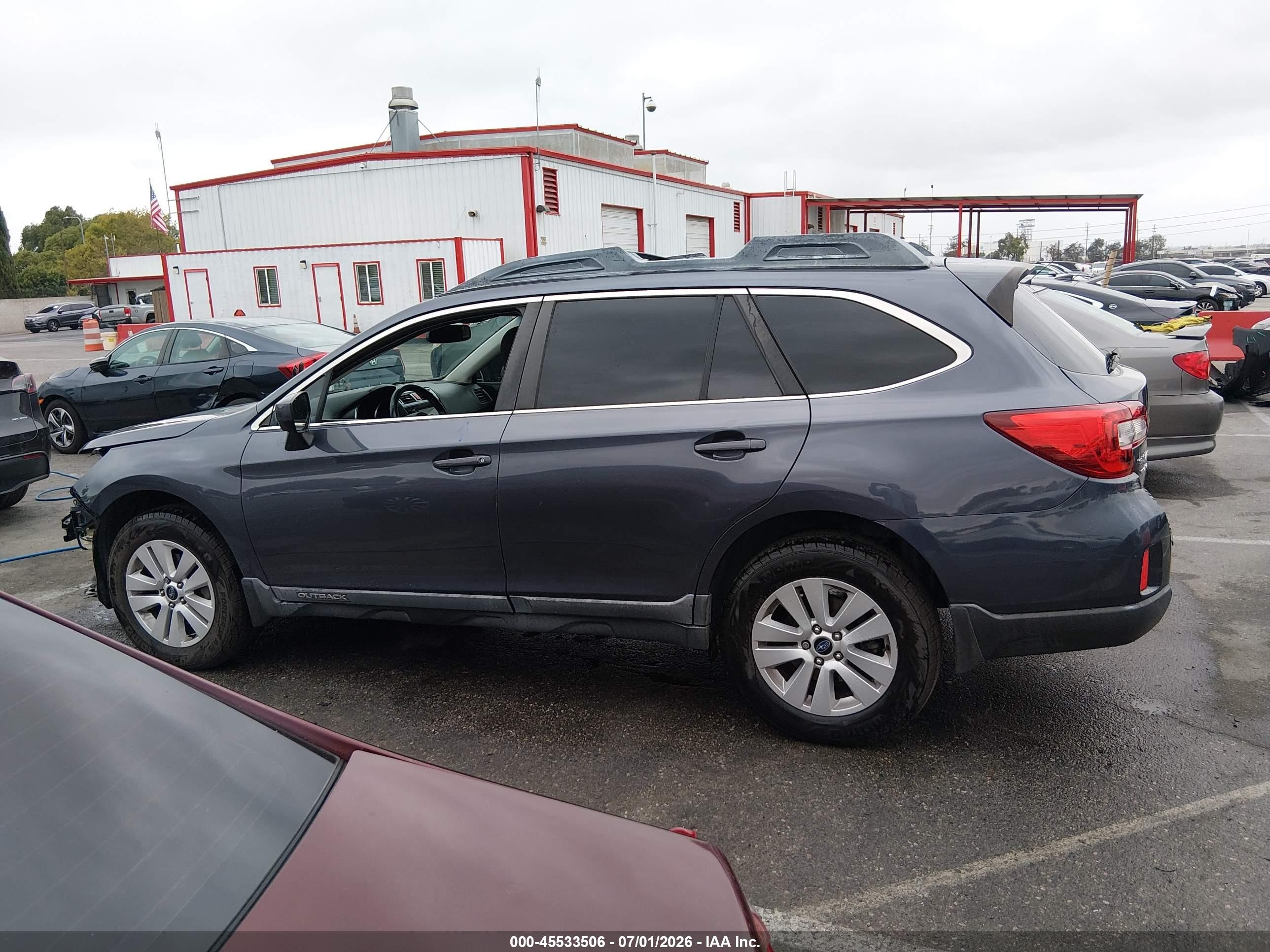 2015 Subaru Outback 2.5i Premium Gray vin: 4S4BSACC9F3202028