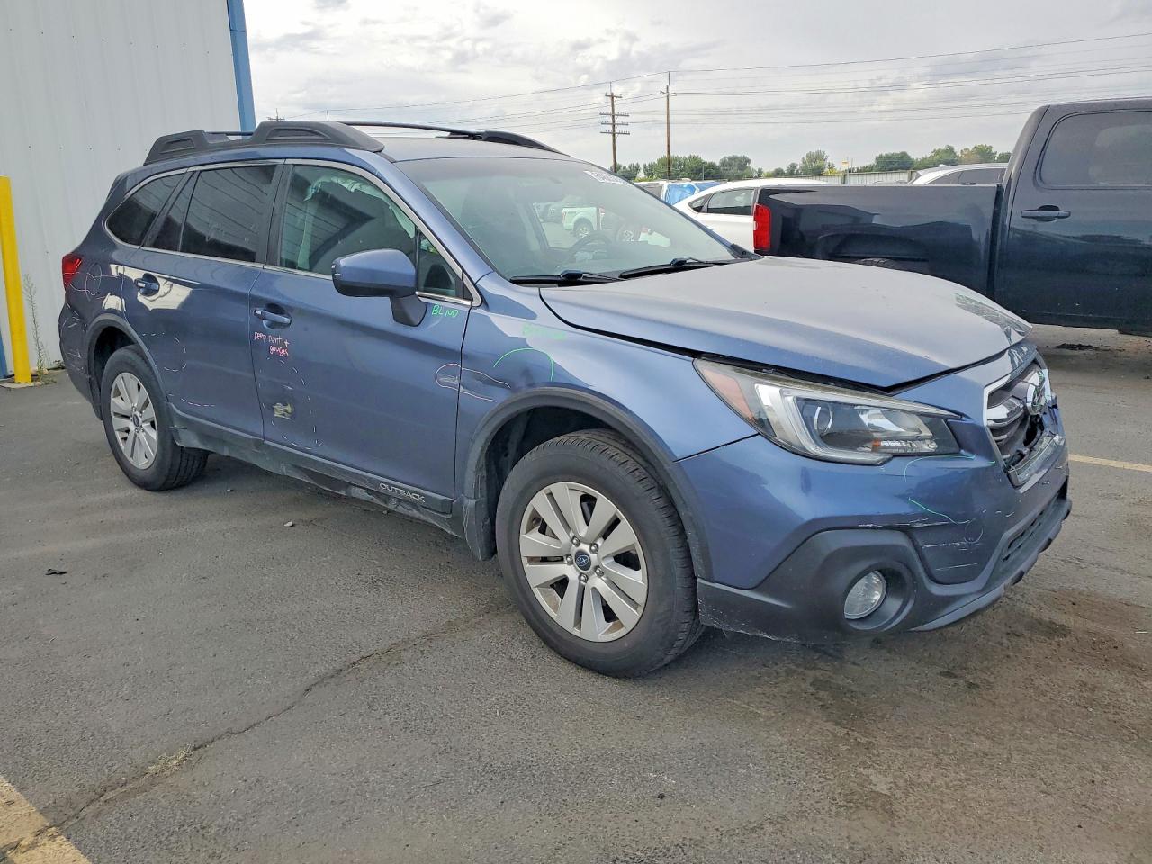 2018 Subaru Outback Blue vin: 4S4BSACC9J3263291