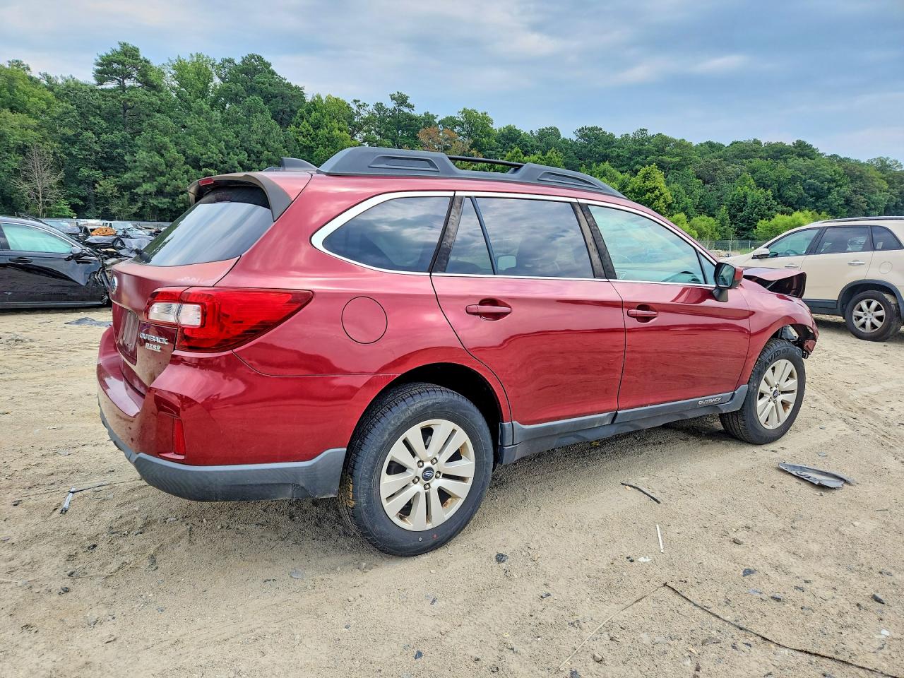 2017 Subaru Outback 2.5i Premium Red vin: 4S4BSACCXH3362986