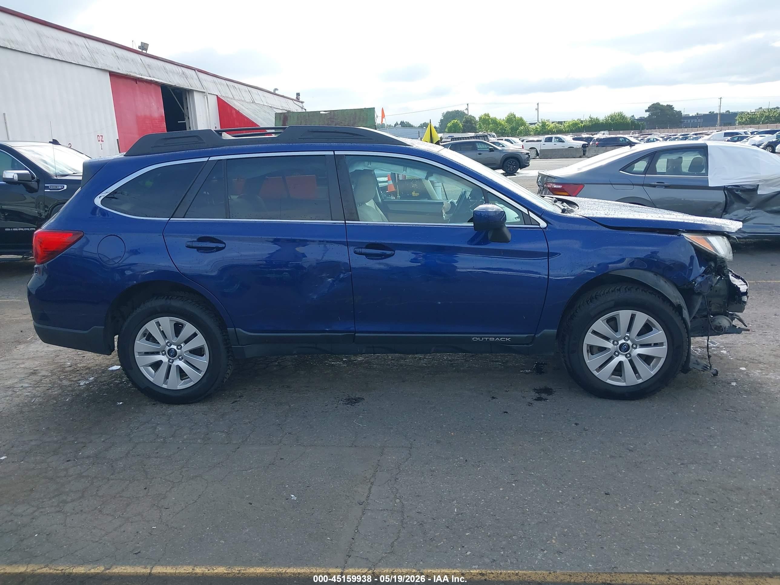 2017 Subaru Outback 2.5i Premium Синий vin: 4S4BSACCXH3436116