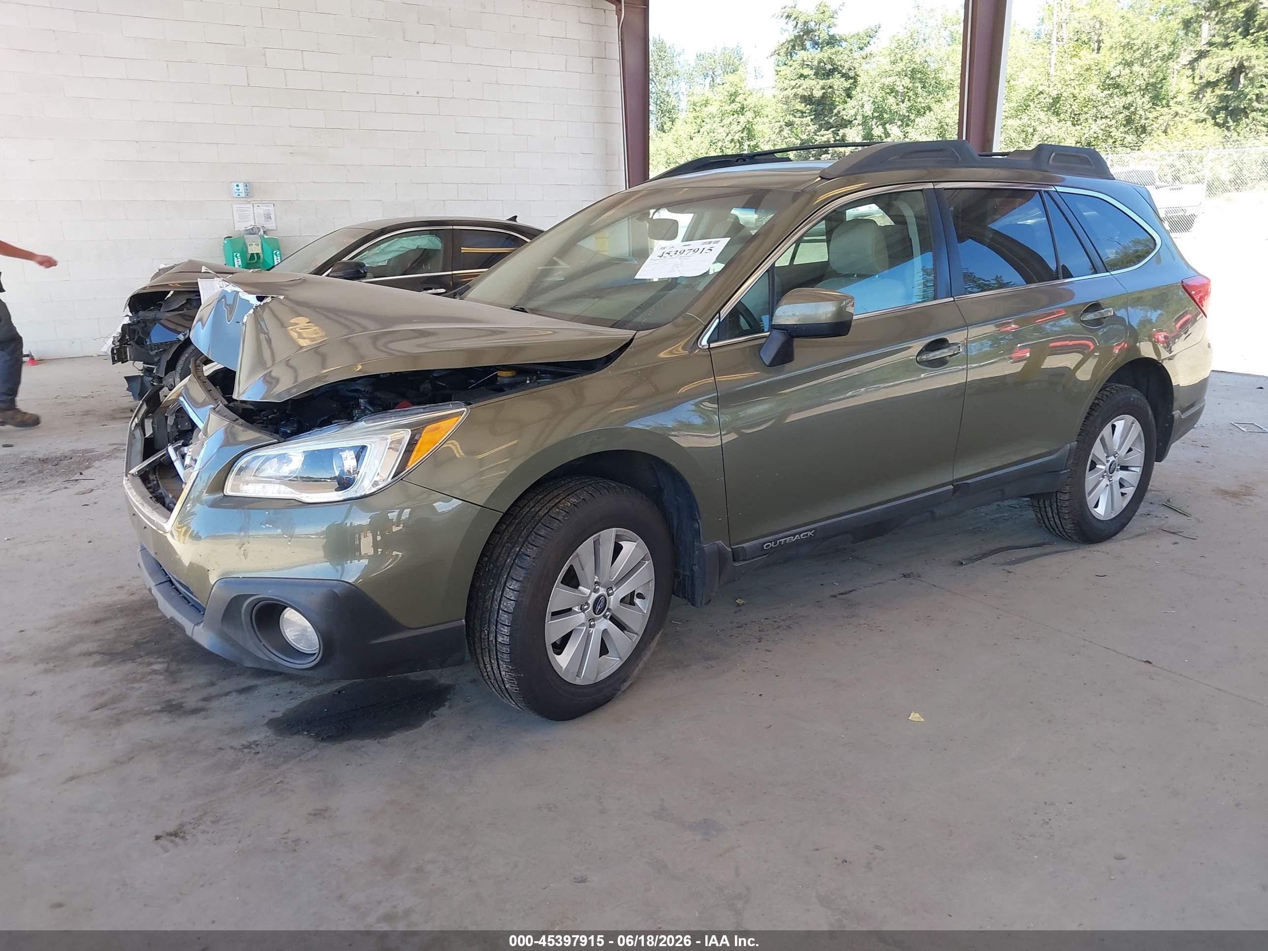 2015 Subaru Outback 2.5i Premium Green vin: 4S4BSADC1F3241307