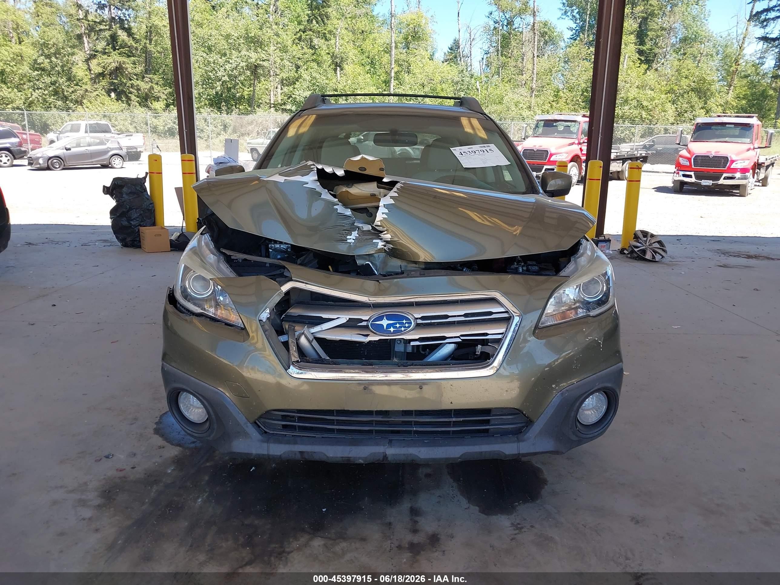 2015 Subaru Outback 2.5i Premium Green vin: 4S4BSADC1F3241307