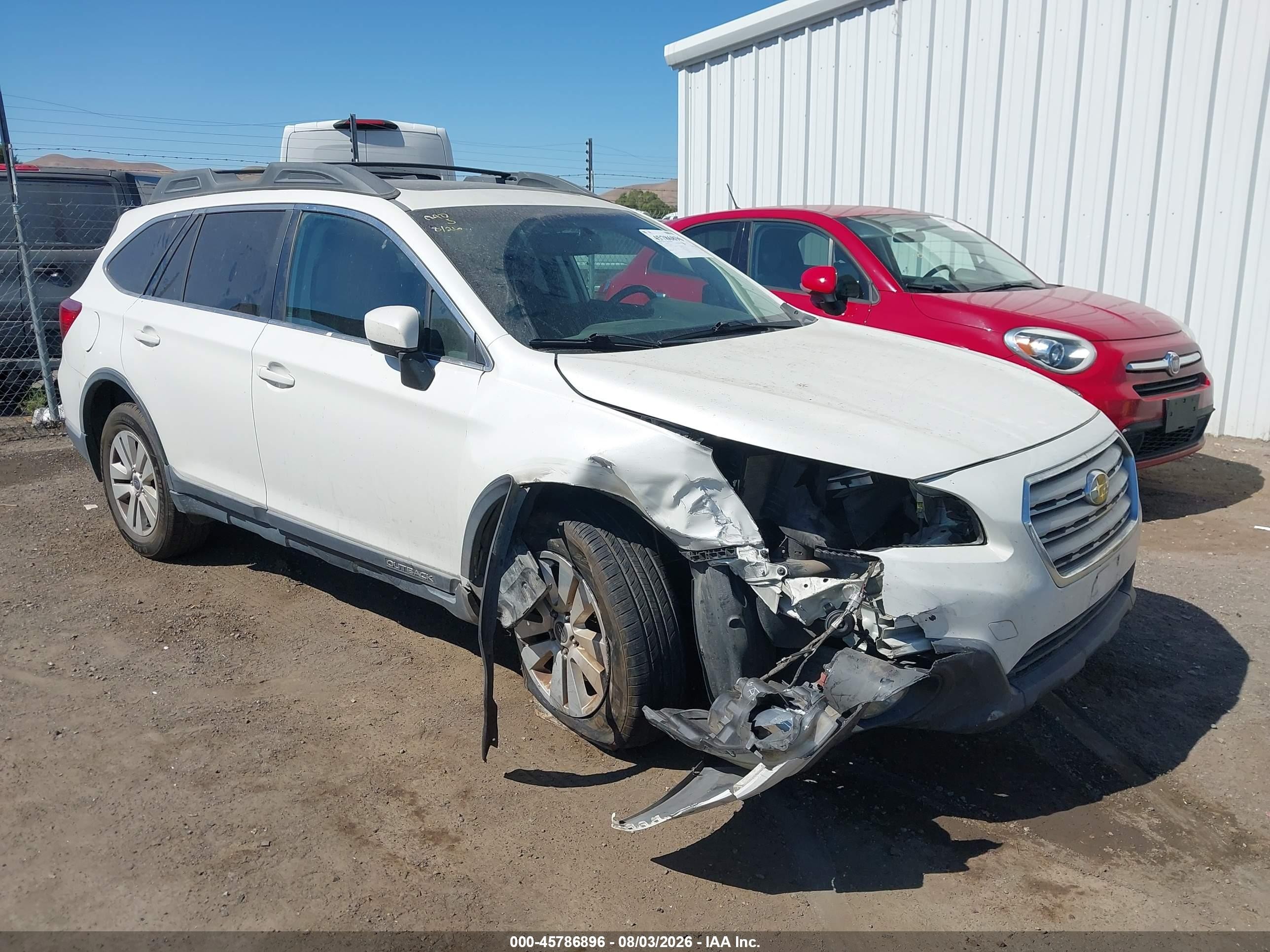 2015 Subaru Outback 2.5i Premium White vin: 4S4BSADC1F3262836