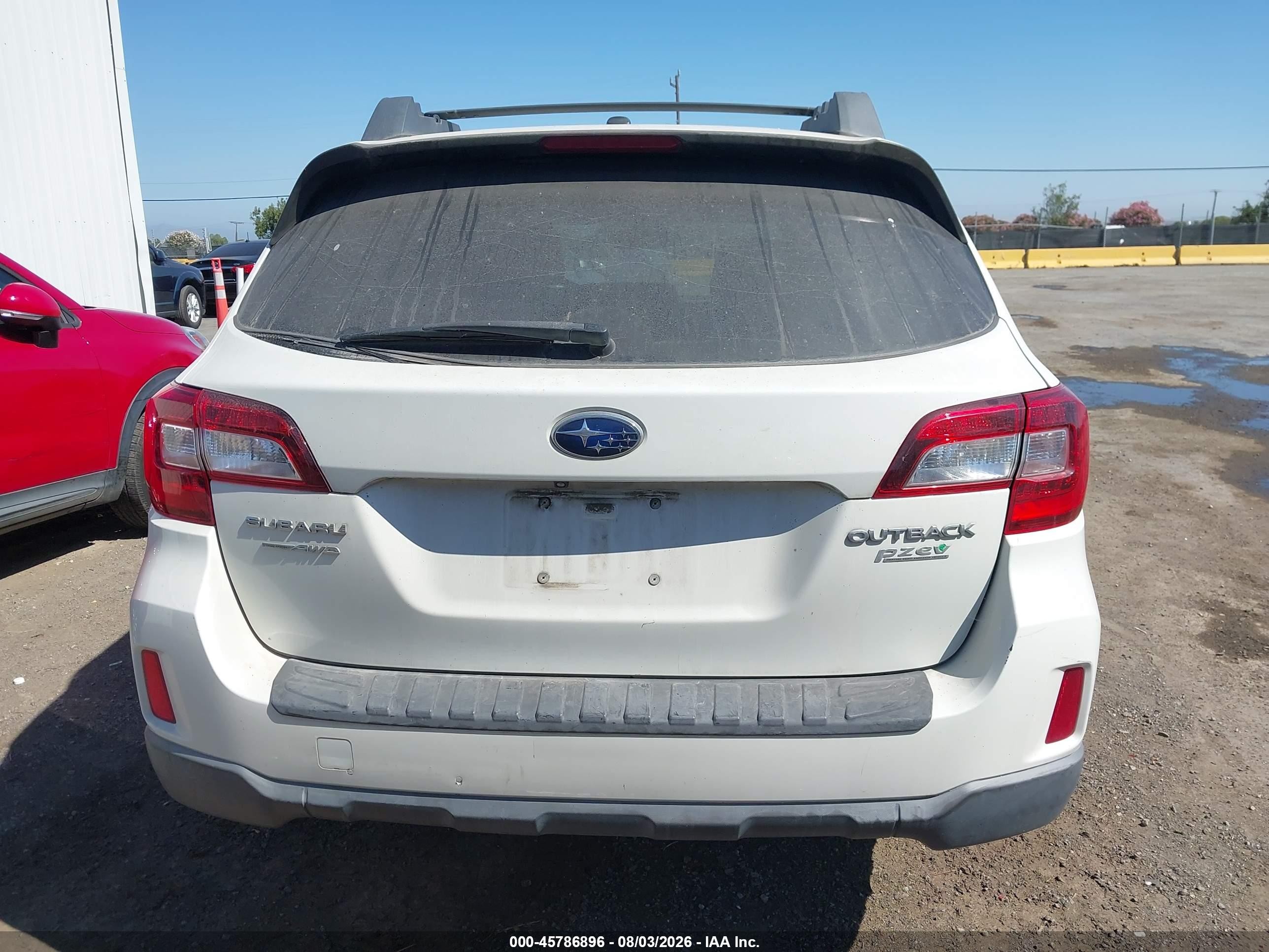 2015 Subaru Outback 2.5i Premium White vin: 4S4BSADC1F3262836