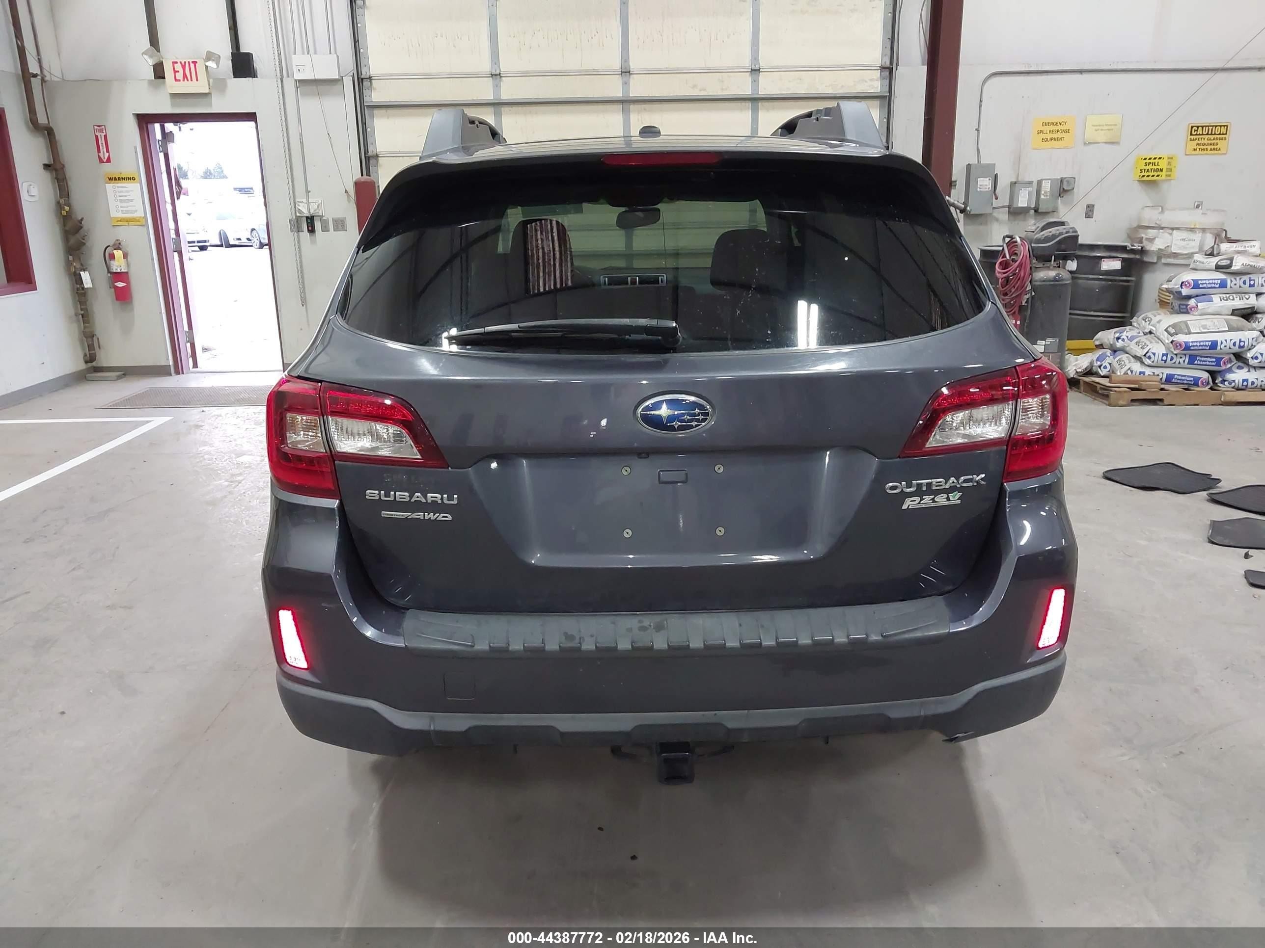 2015 Subaru Outback 2.5i Premium Blue vin: 4S4BSADC2F3244975
