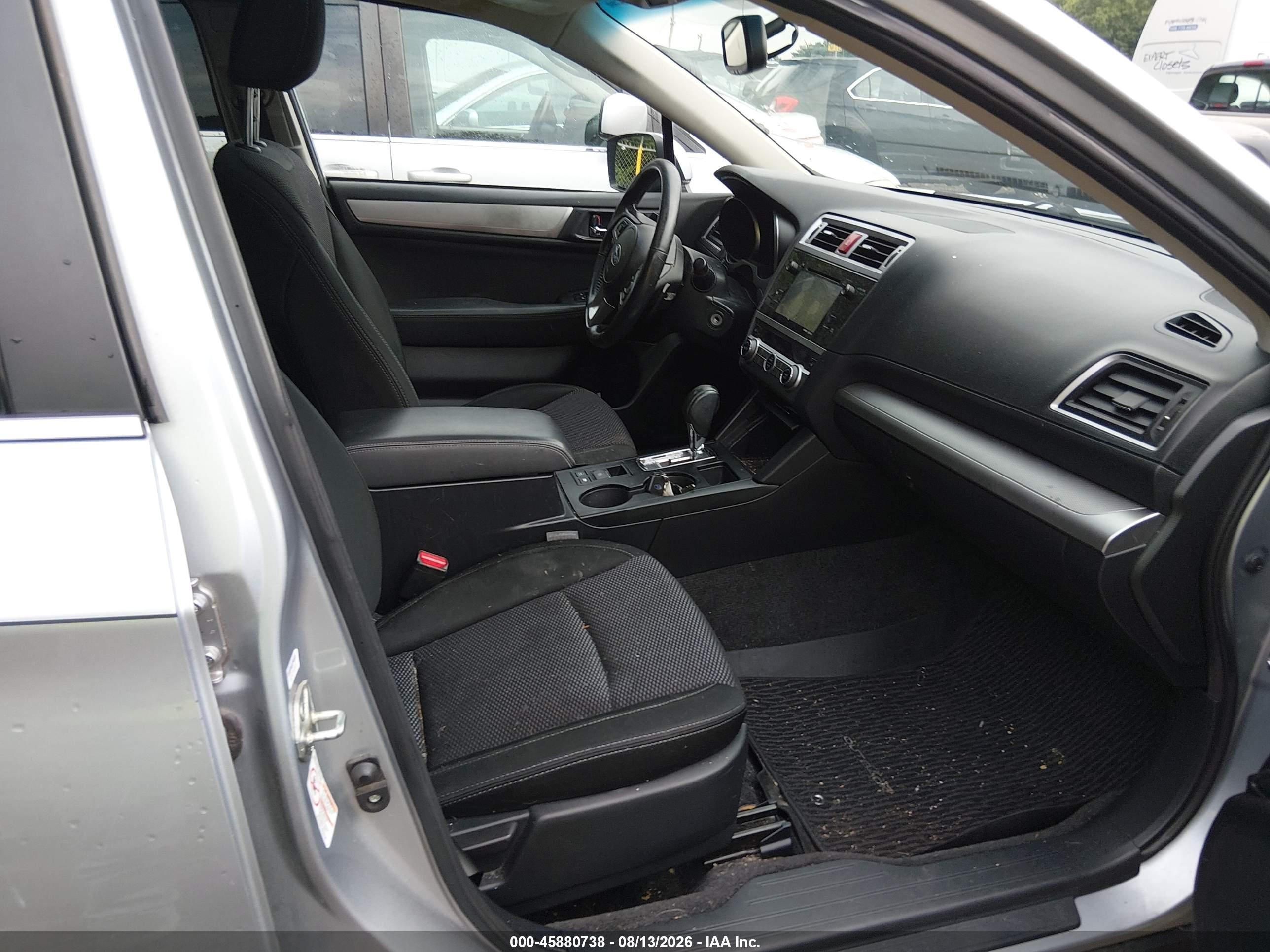 2015 Subaru Outback 2.5i Premium Серебряный vin: 4S4BSADC3F3212004
