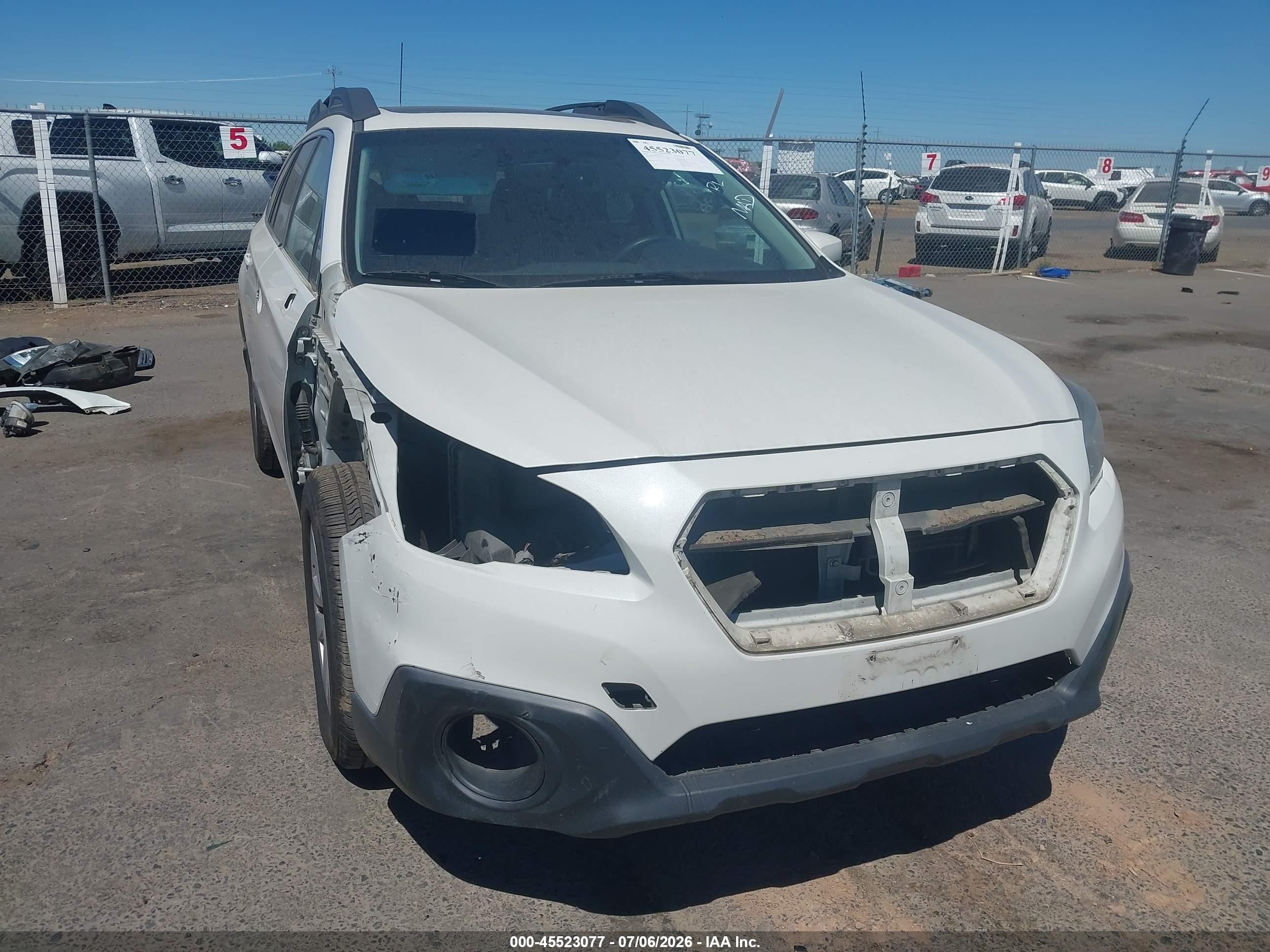 2015 Subaru Outback 2.5i Premium White vin: 4S4BSADC4F3338341