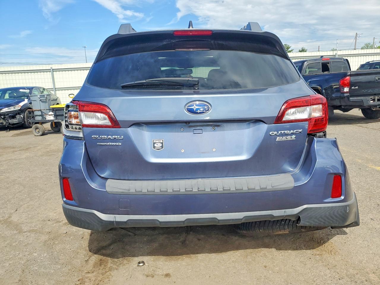 2017 Subaru Outback 2.5i Premium Blue vin: 4S4BSADC5H3327366
