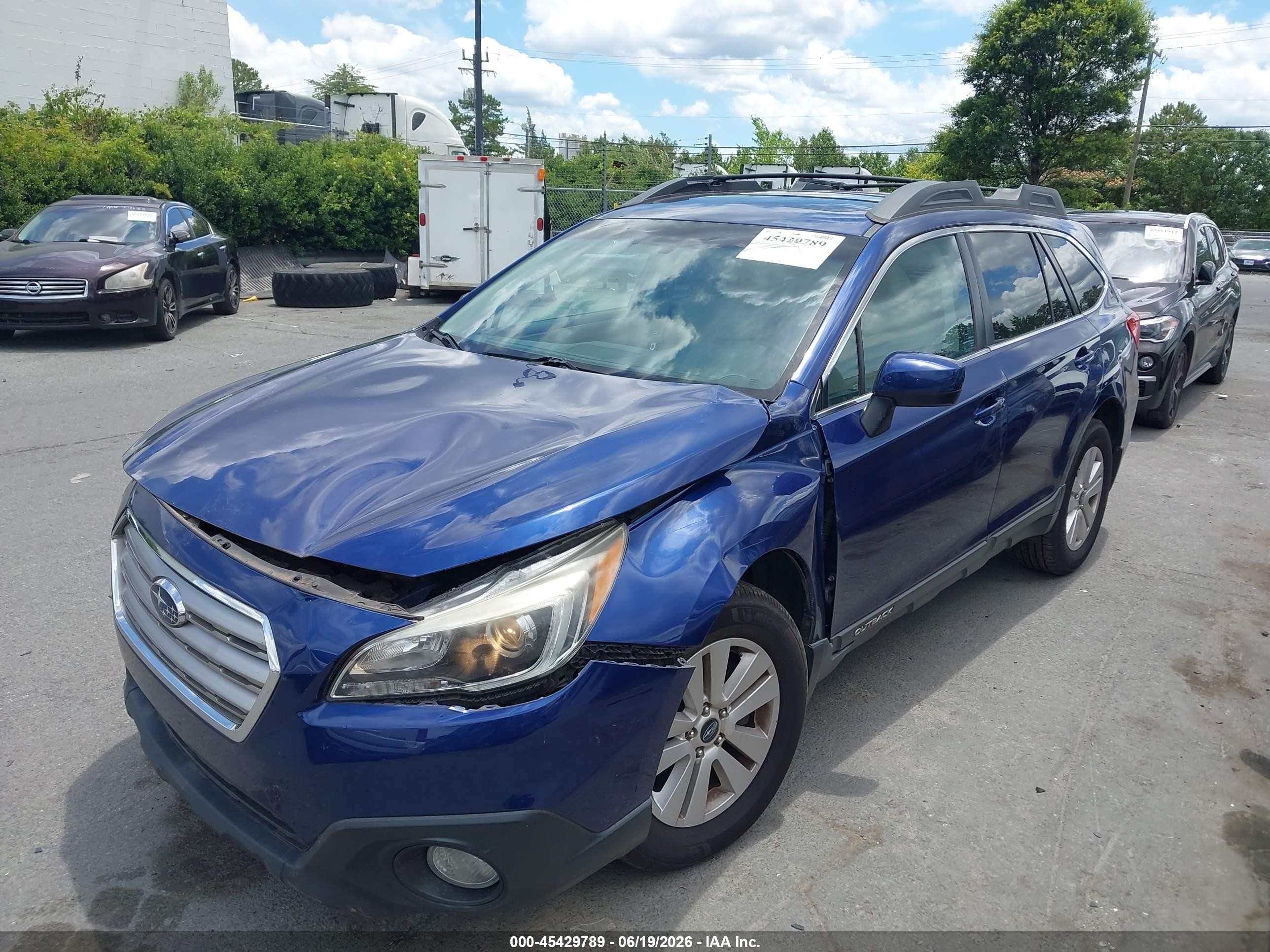 2015 Subaru Outback 2.5i Premium Синий vin: 4S4BSADC7F3228769