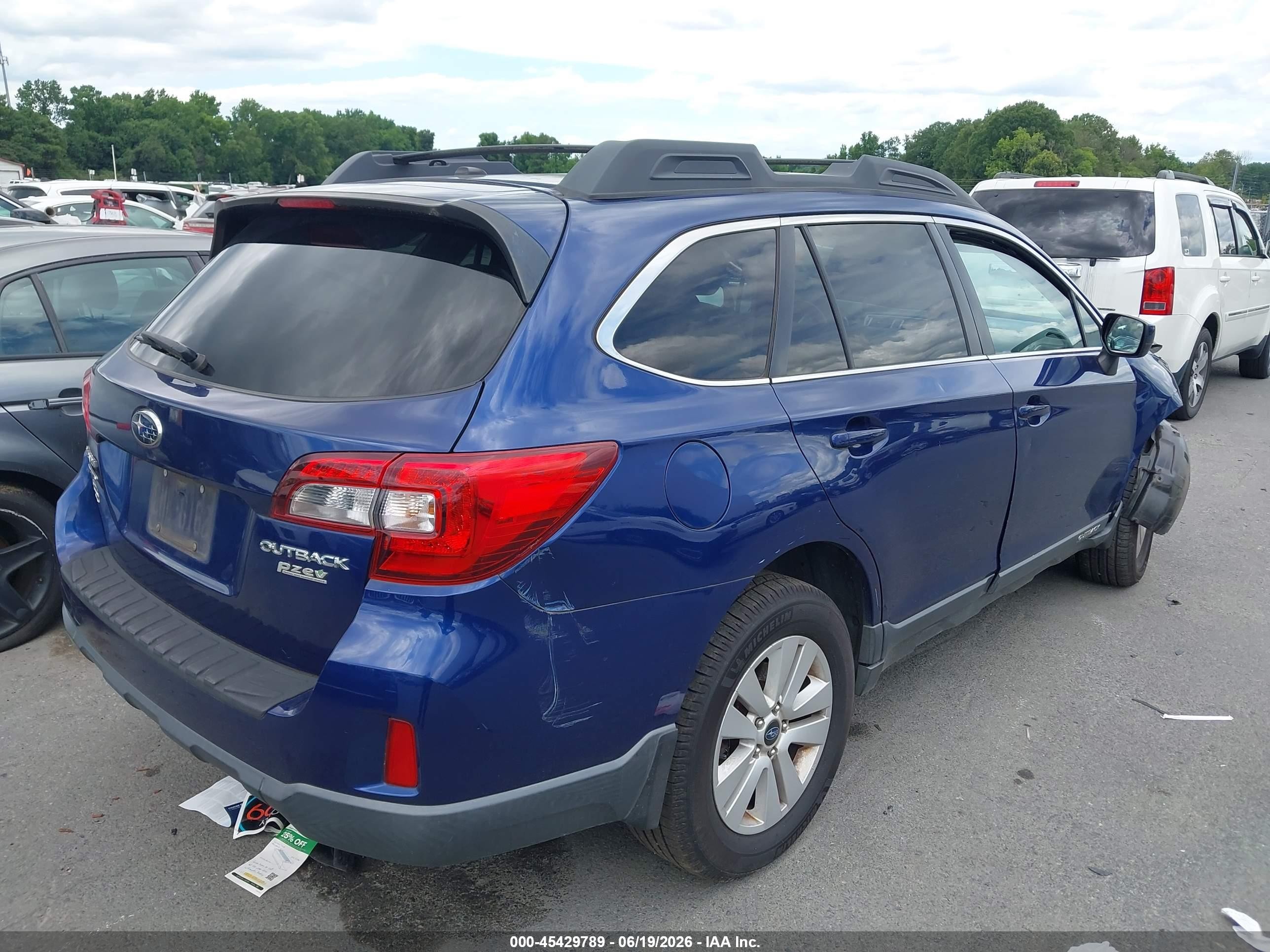 2015 Subaru Outback 2.5i Premium Синий vin: 4S4BSADC7F3228769