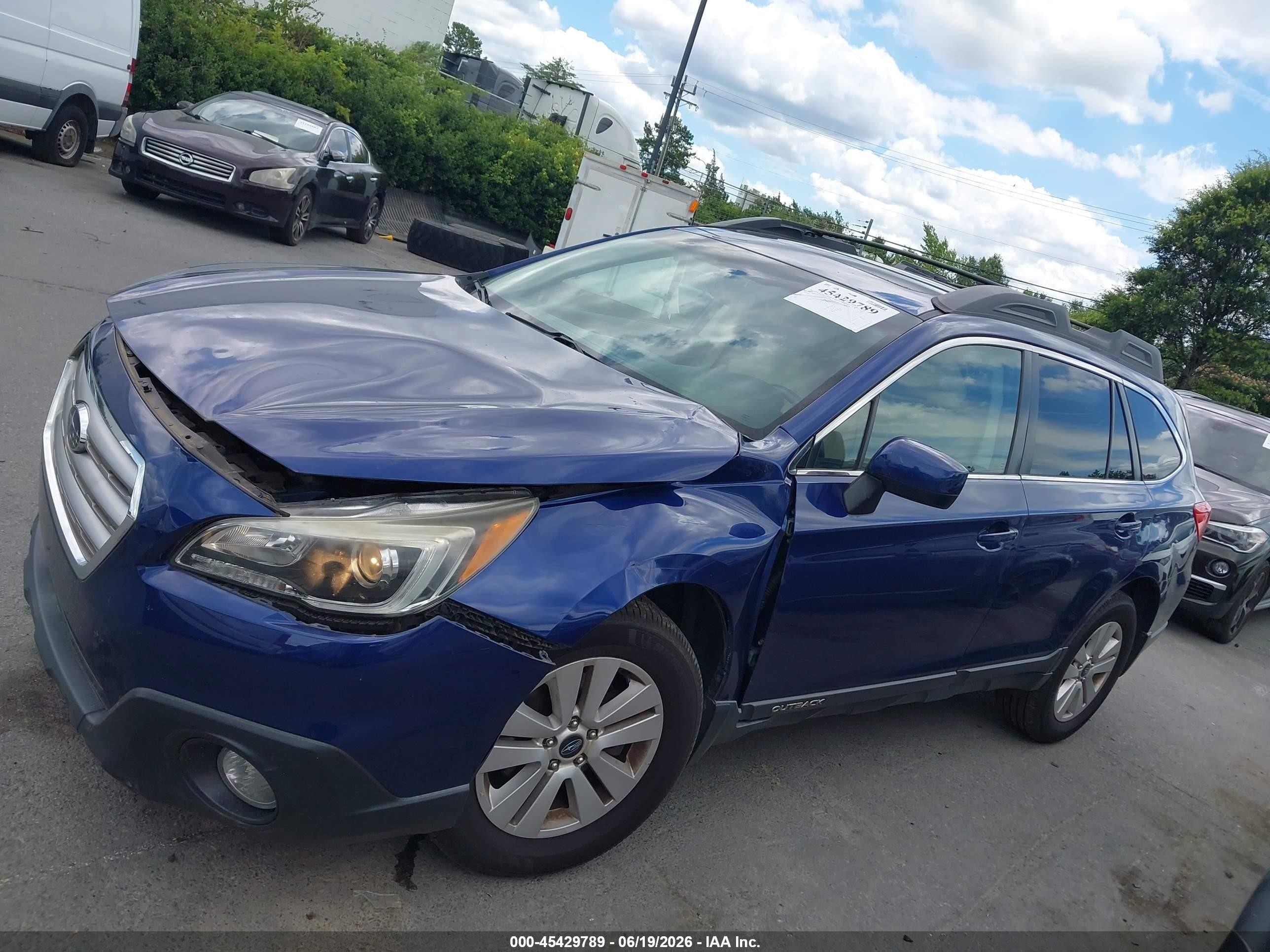 2015 Subaru Outback 2.5i Premium Синий vin: 4S4BSADC7F3228769