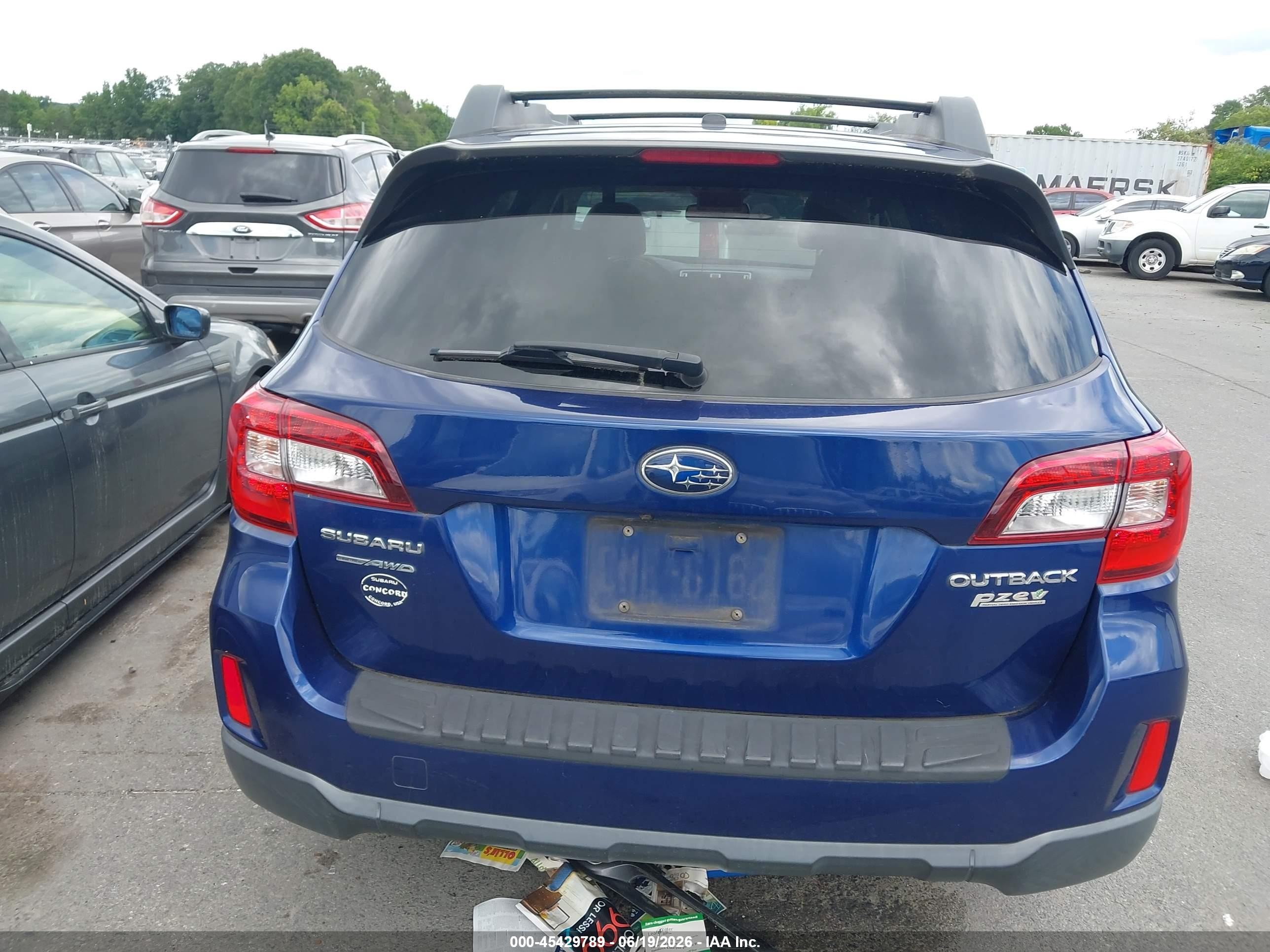 2015 Subaru Outback 2.5i Premium Синий vin: 4S4BSADC7F3228769