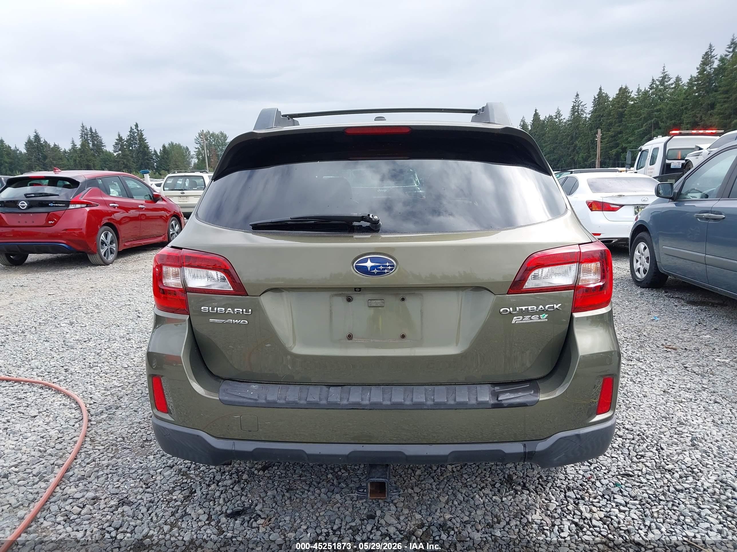 2015 Subaru Outback 2.5i Premium Green vin: 4S4BSADC8F3259724