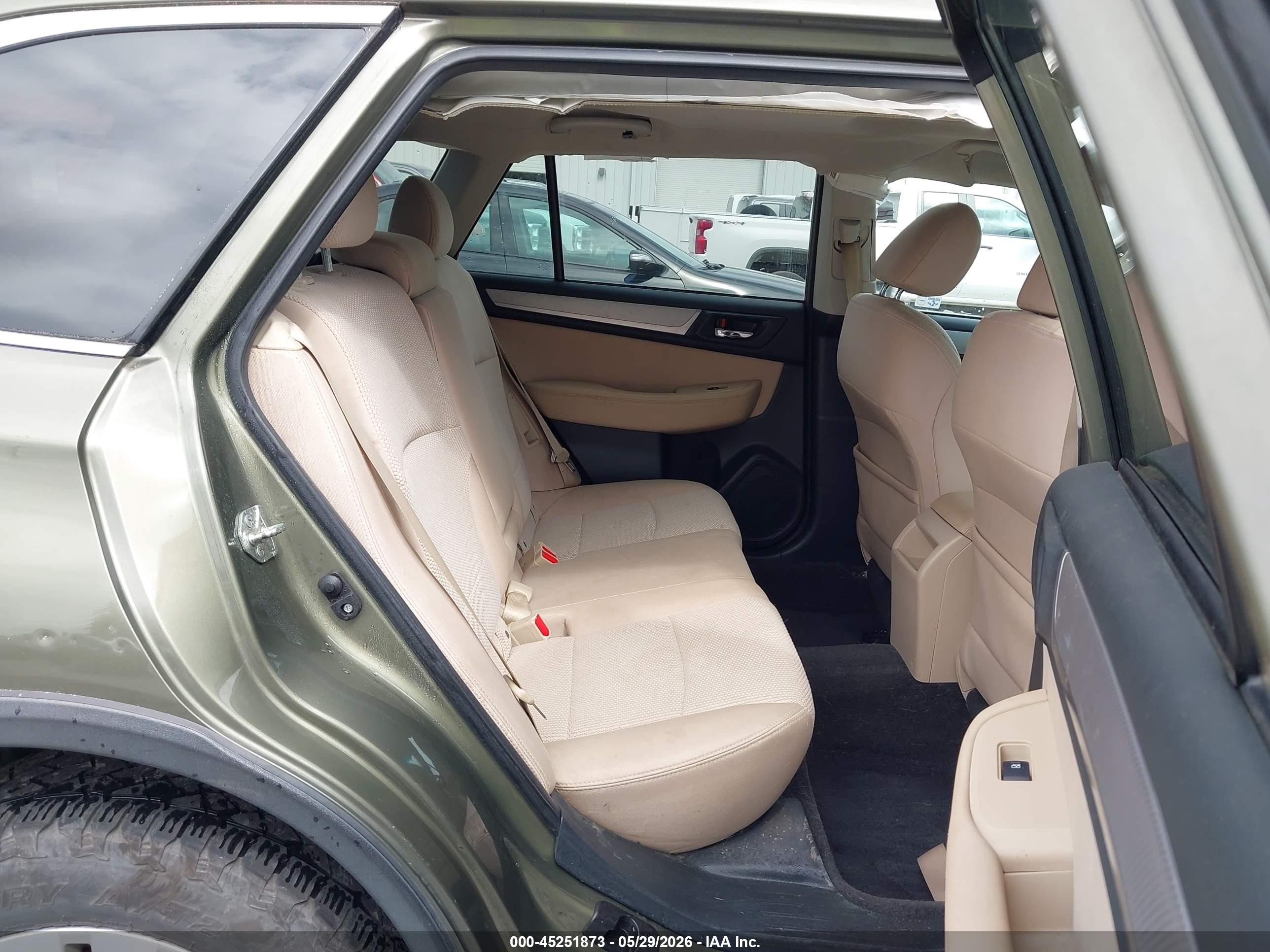 2015 Subaru Outback 2.5i Premium Green vin: 4S4BSADC8F3259724