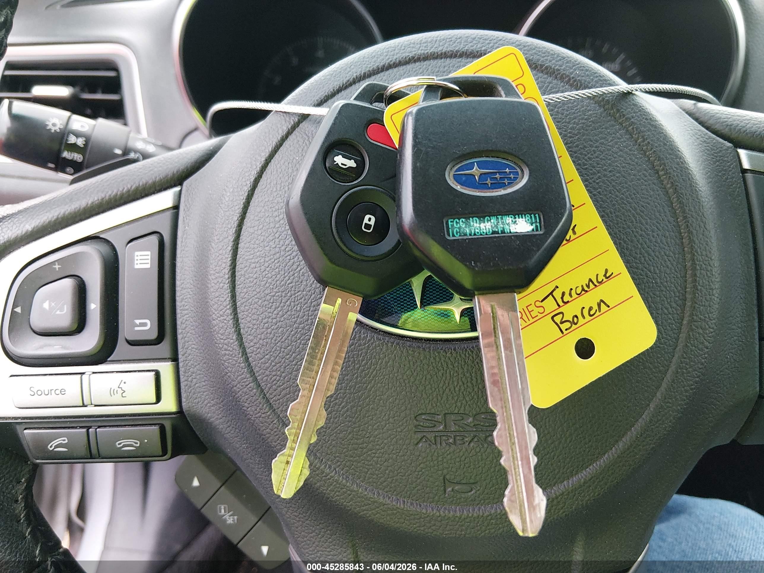 2015 Subaru Outback 2.5i Premium Silver vin: 4S4BSAEC3F3231263