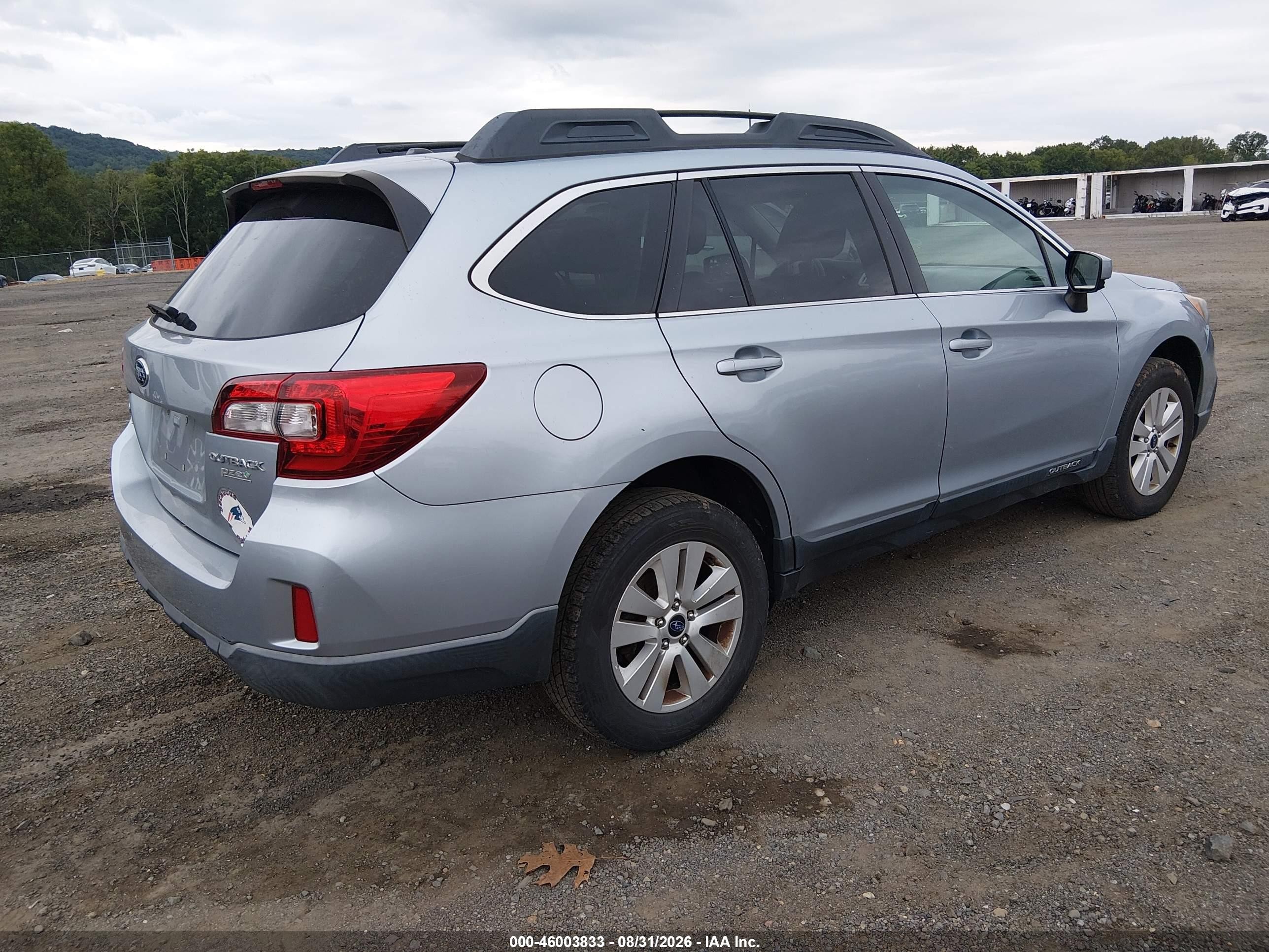 2015 Subaru Outback 2.5i Premium Light Blue vin: 4S4BSAEC3F3336143