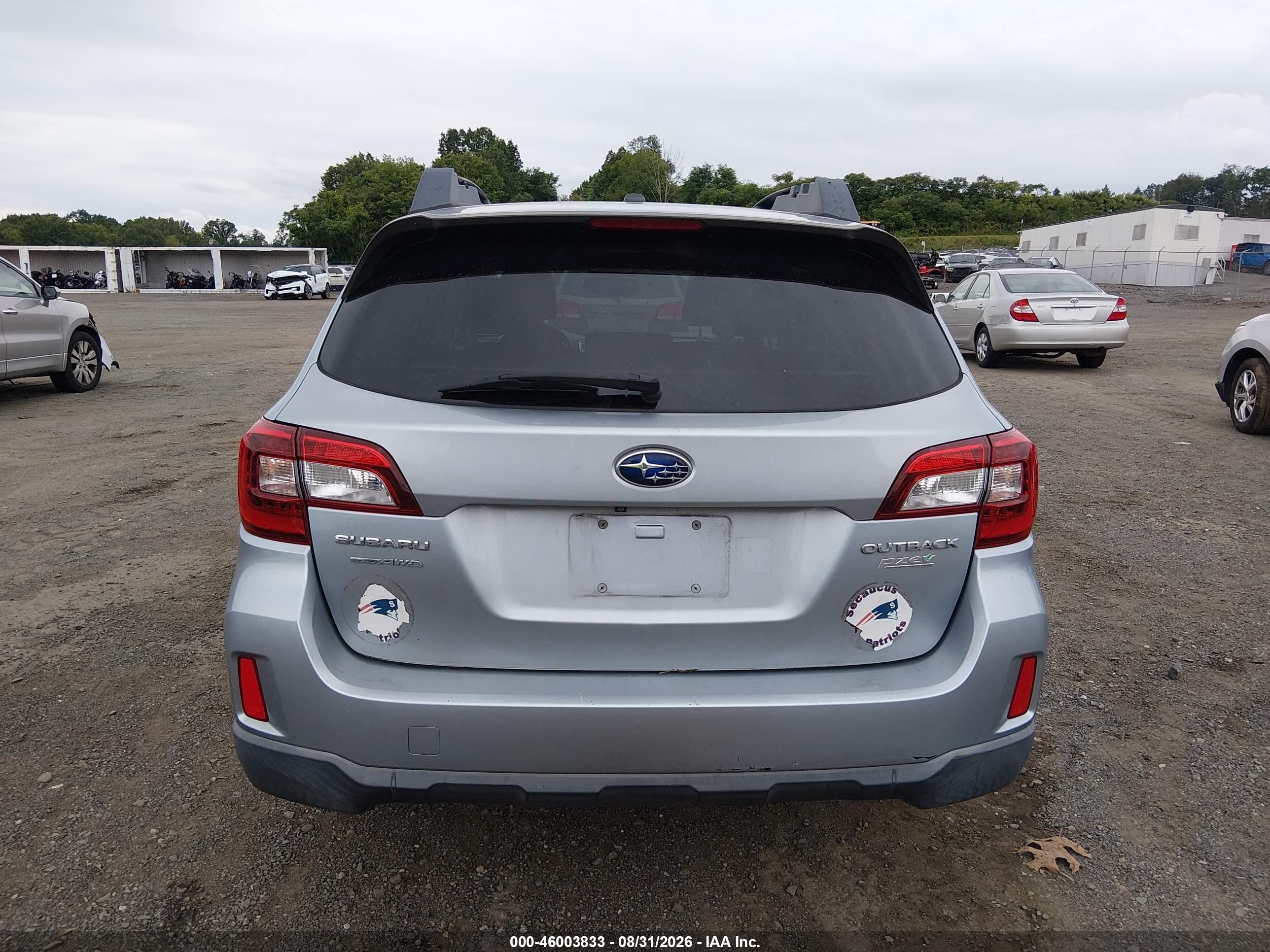 2015 Subaru Outback 2.5i Premium Light Blue vin: 4S4BSAEC3F3336143