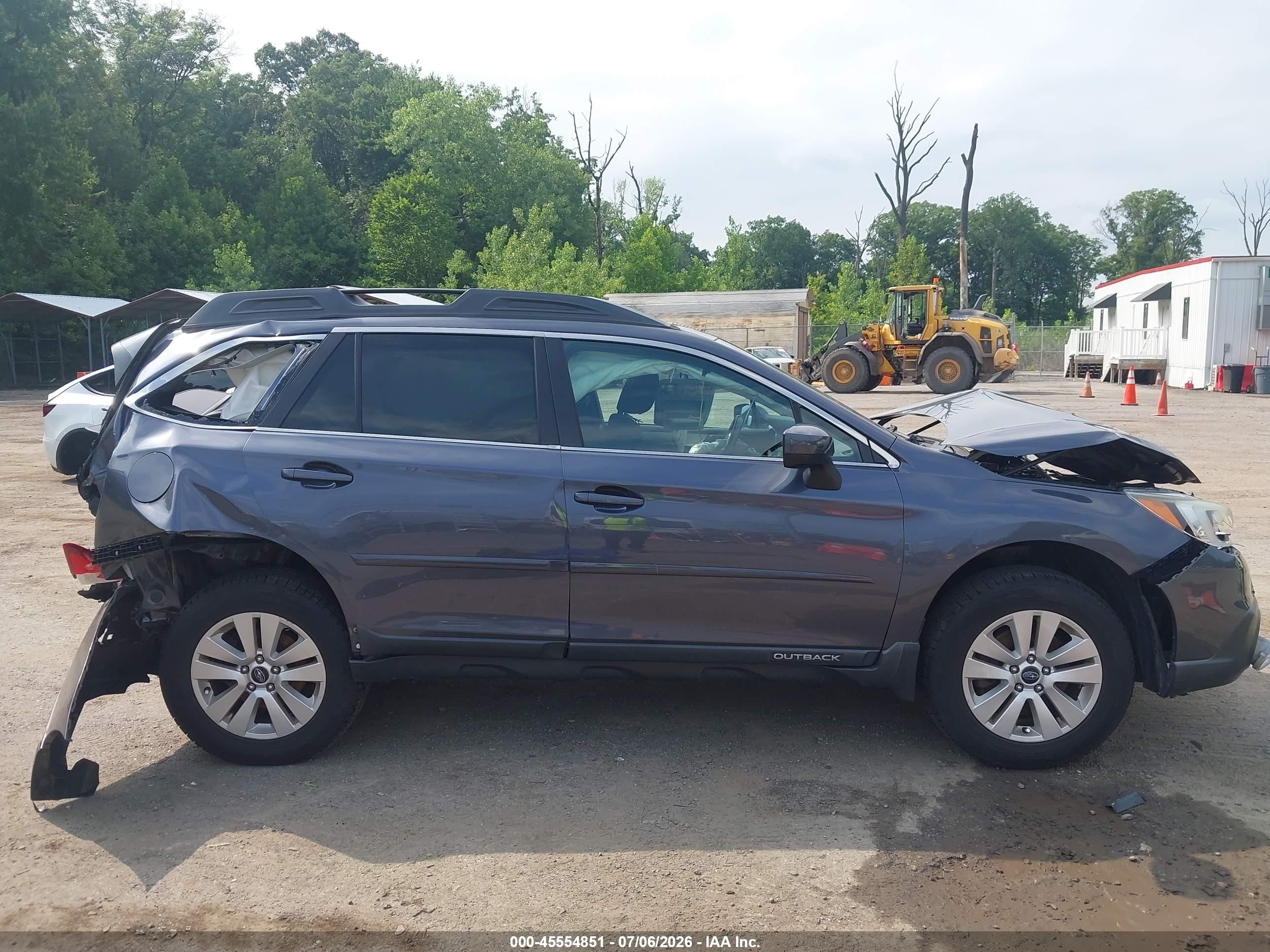 2015 Subaru Outback 2.5i Premium Gray vin: 4S4BSAEC8F3322562