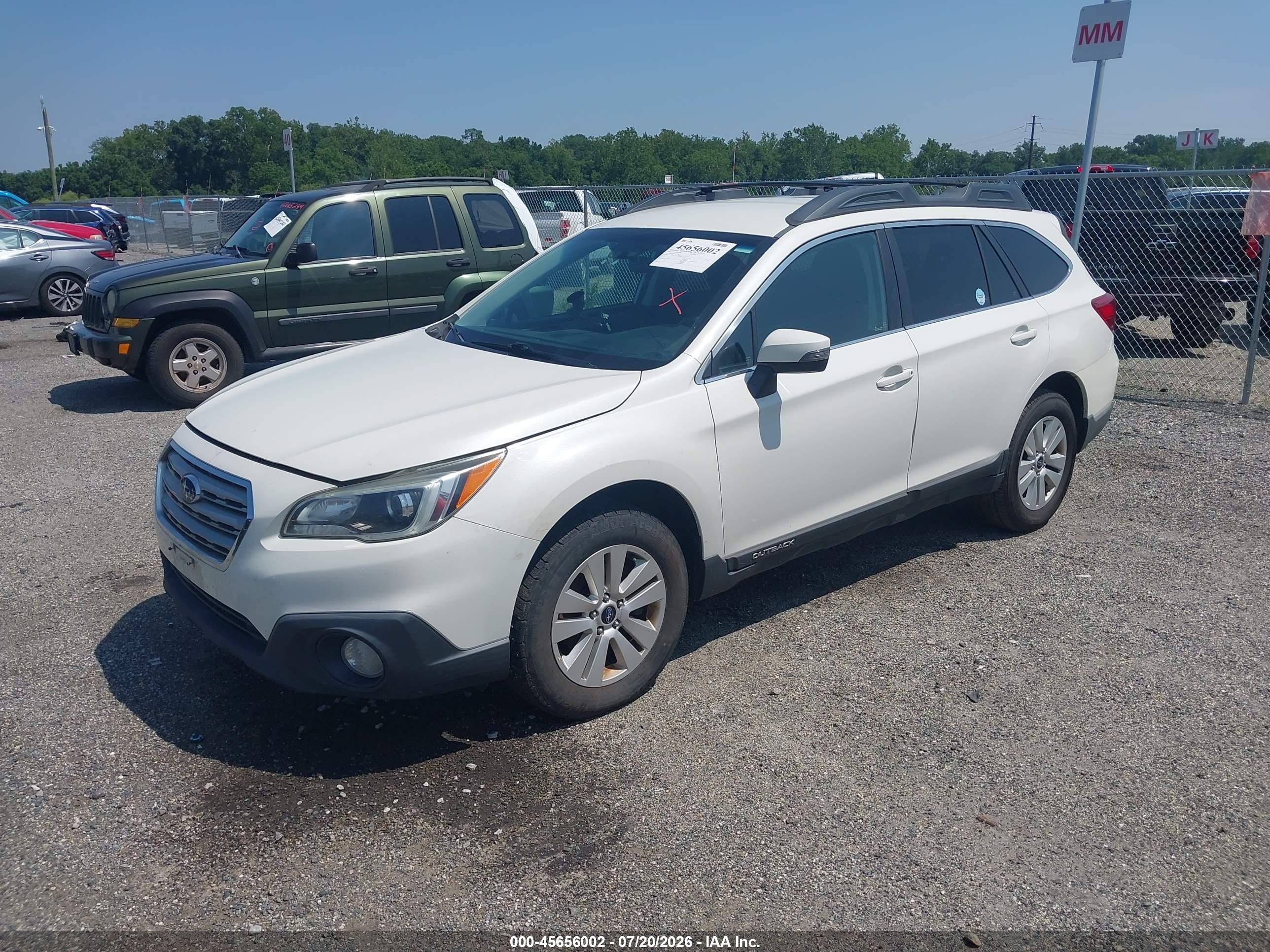 2015 Subaru Outback 2.5i Premium White vin: 4S4BSAFC0F3227766