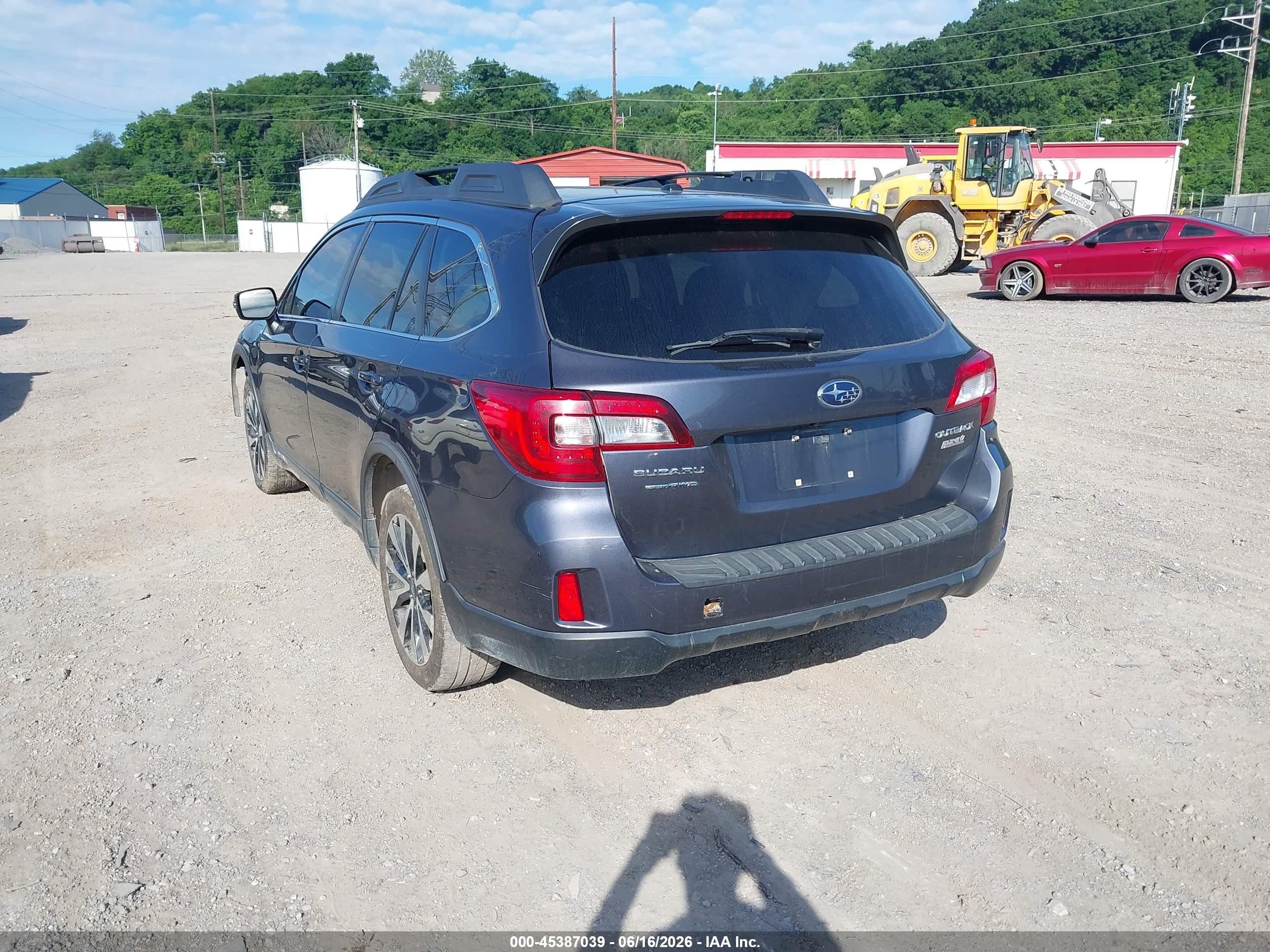 2015 Subaru Outback 2.5i Premium Gray vin: 4S4BSAFC0F3285098