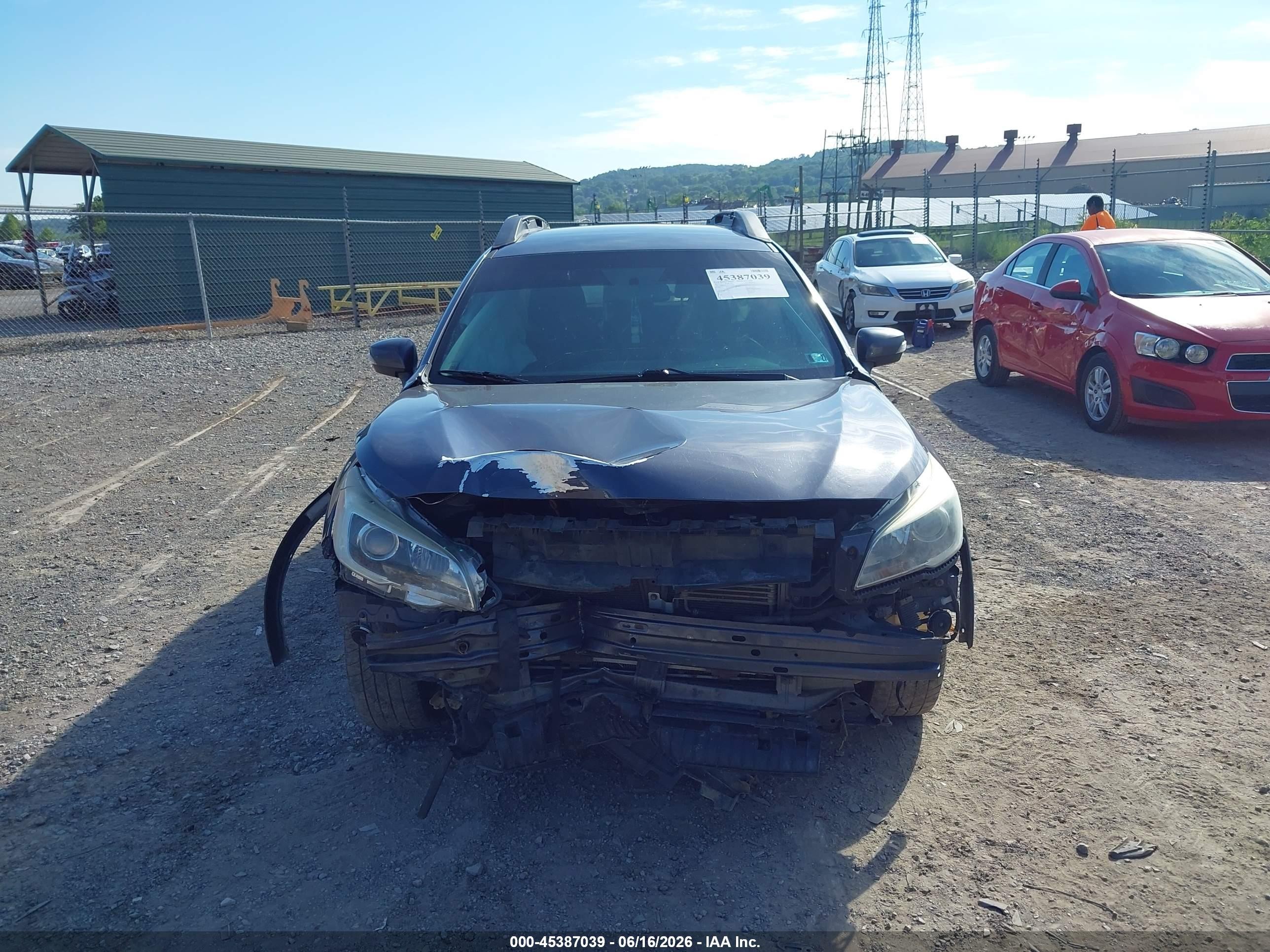 2015 Subaru Outback 2.5i Premium Gray vin: 4S4BSAFC0F3285098