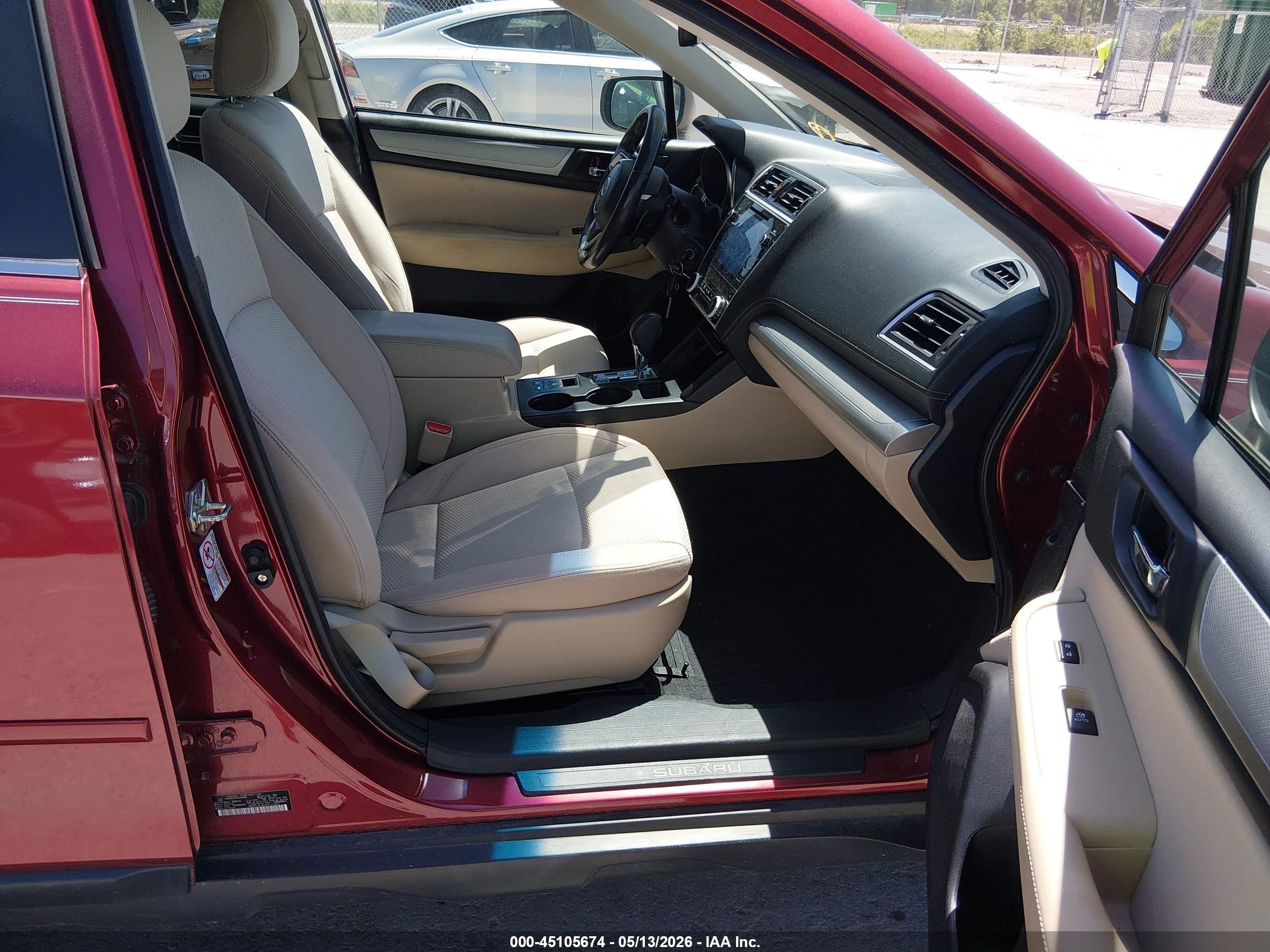 2019 Subaru Outback 2.5i Premium Red vin: 4S4BSAFC0K3263998