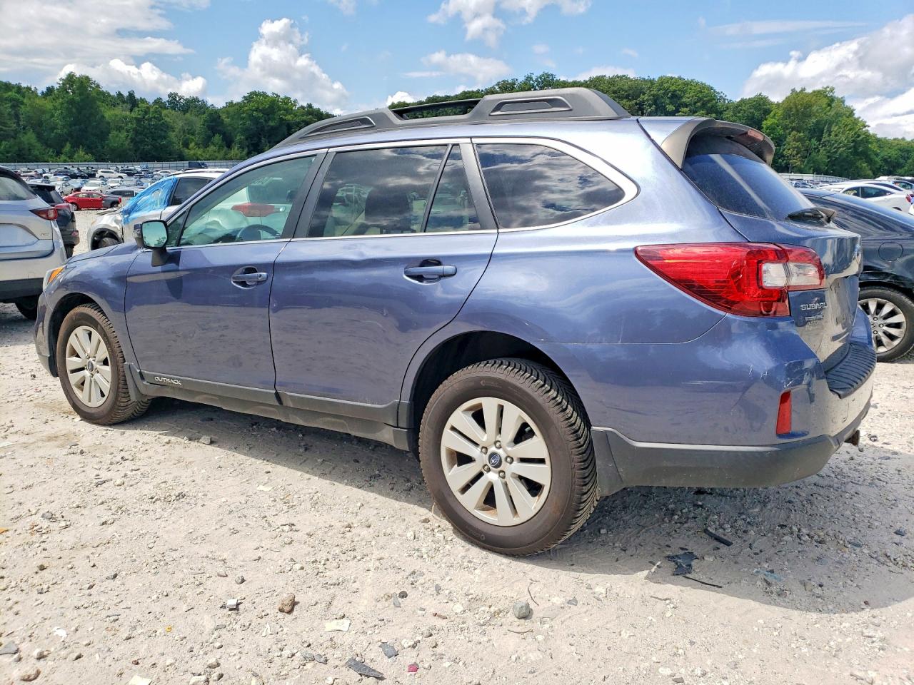 2015 Subaru Outback 2.5i Premium Blue vin: 4S4BSAFC2F3225209