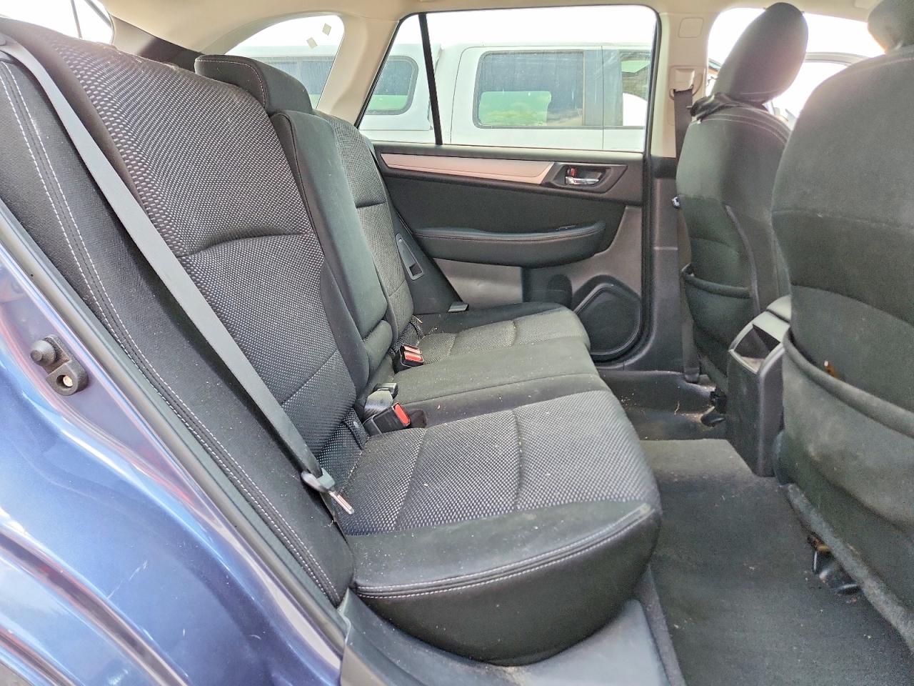 2017 Subaru Outback 2.5i Premium Blue vin: 4S4BSAFC2H3376621