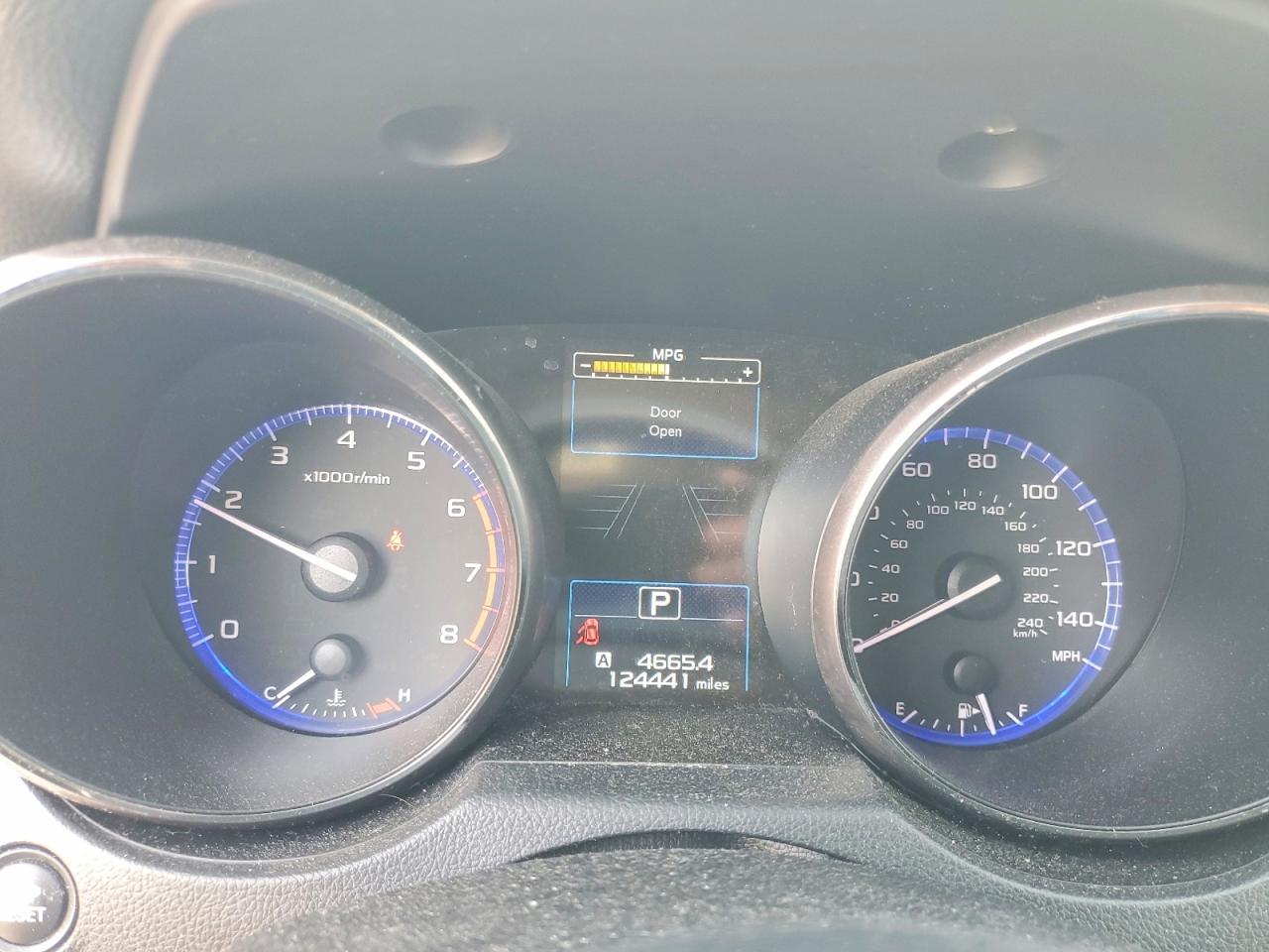 2019 Subaru Outback 2.5i Premium White vin: 4S4BSAFC2K3328561
