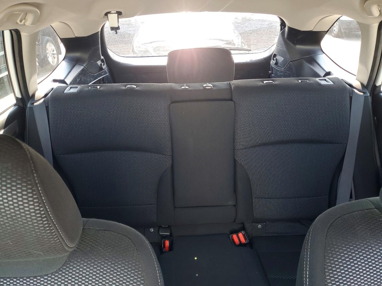2019 Subaru Outback 2.5i Premium White vin: 4S4BSAFC2K3328561