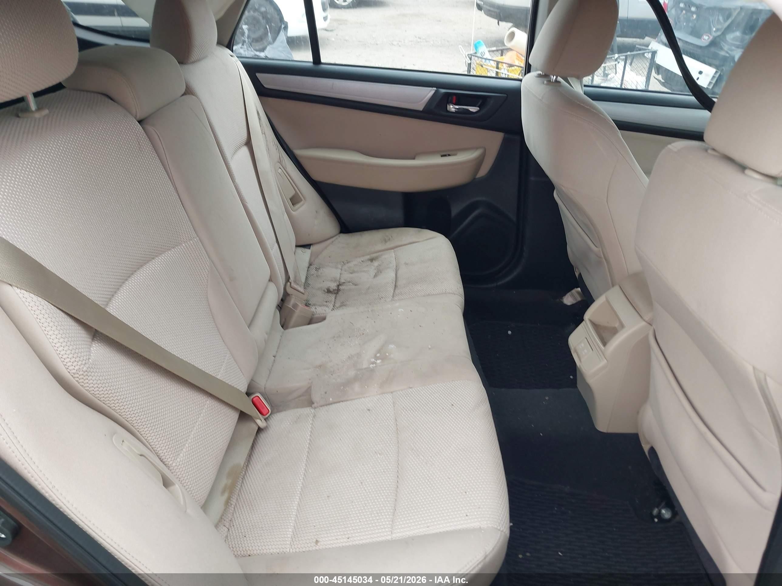 2019 Subaru Outback 2.5i Premium Brown vin: 4S4BSAFC2K3353170